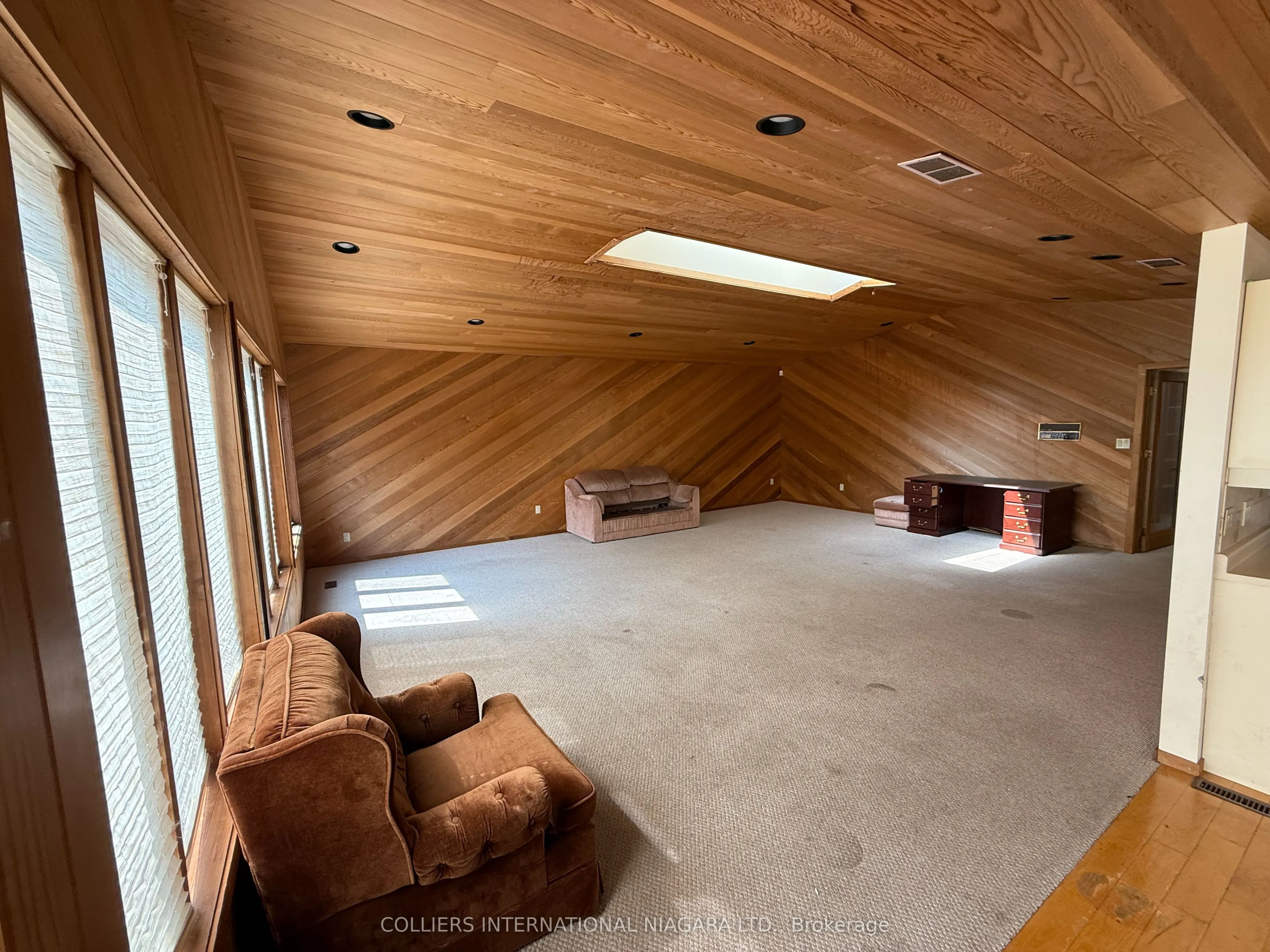 6824 THOROLD STONE Road, #4