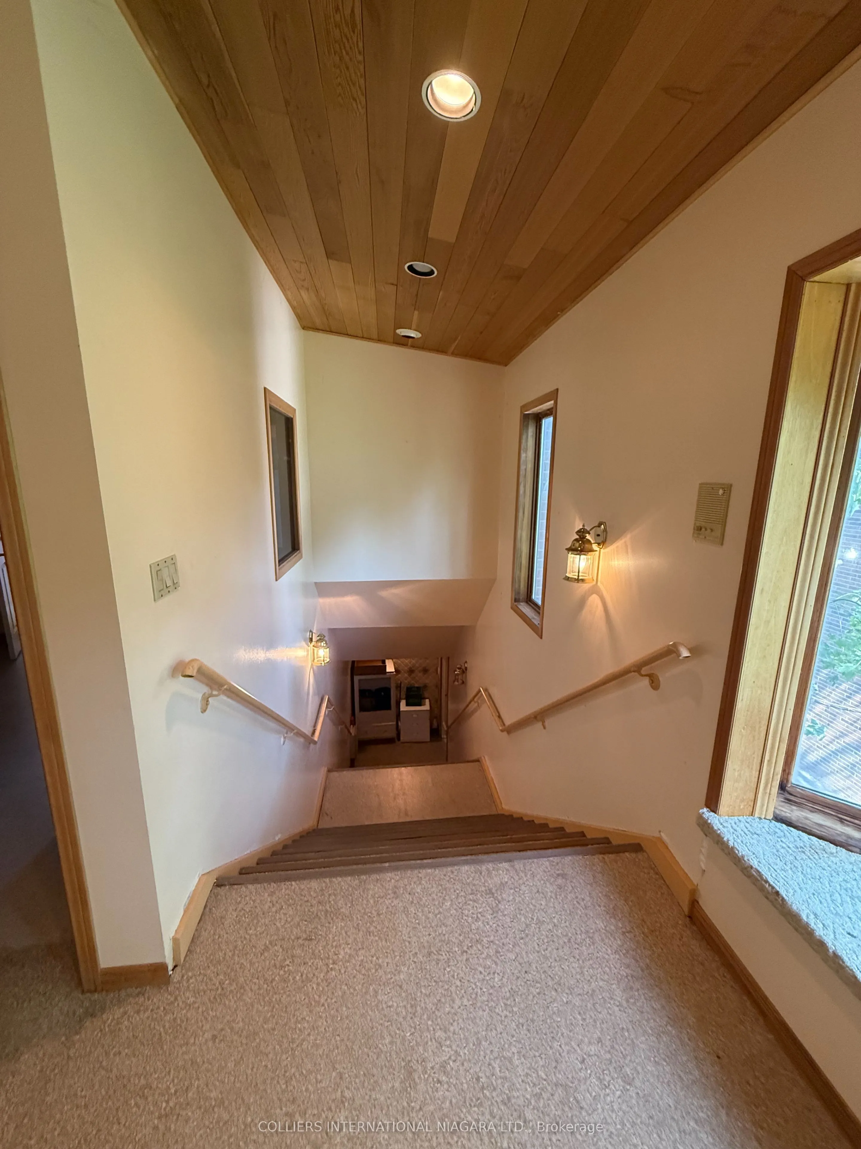 6824 THOROLD STONE Road, #4