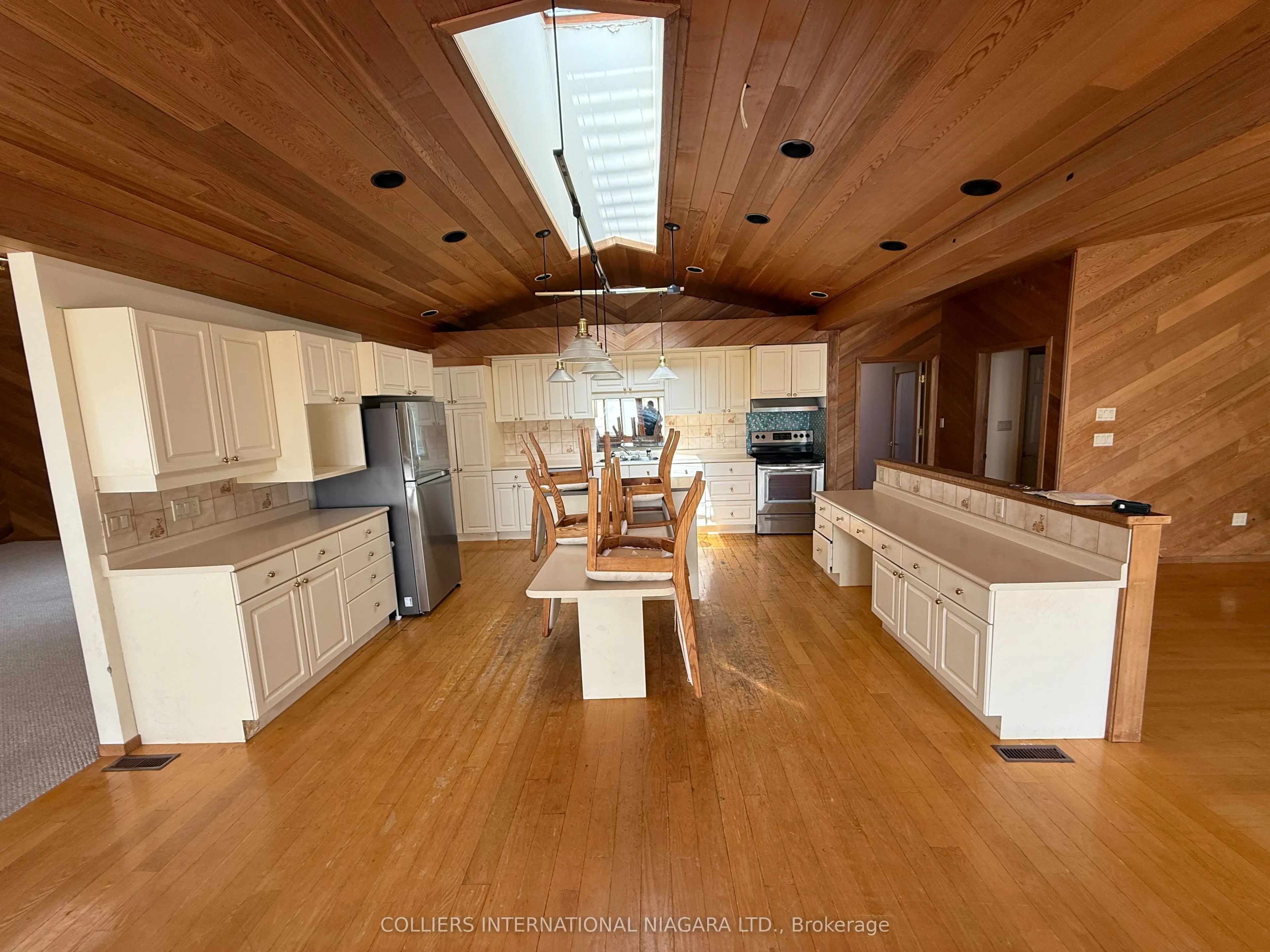 6824 THOROLD STONE Road, #4
