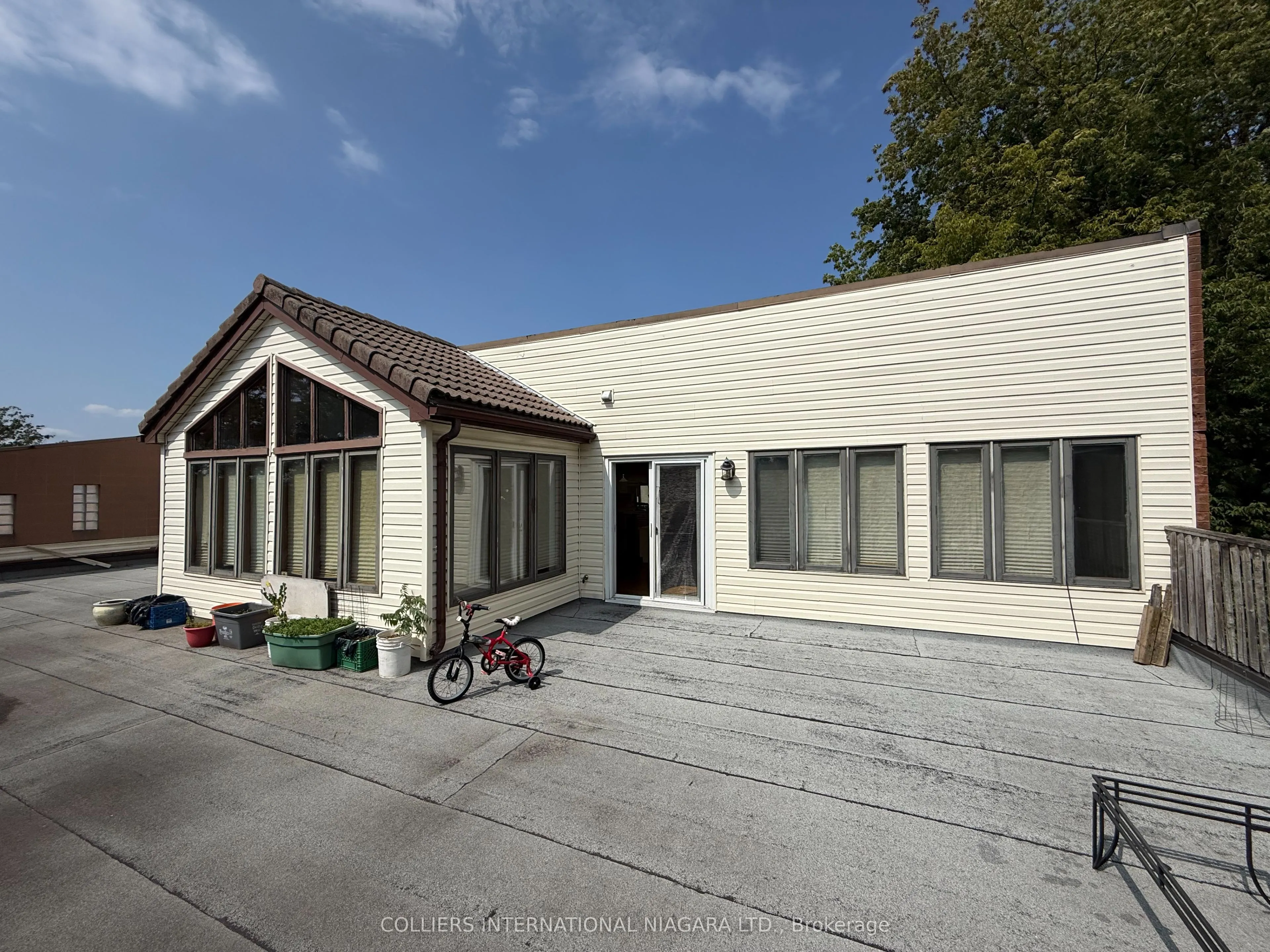 6824 THOROLD STONE Road, #4