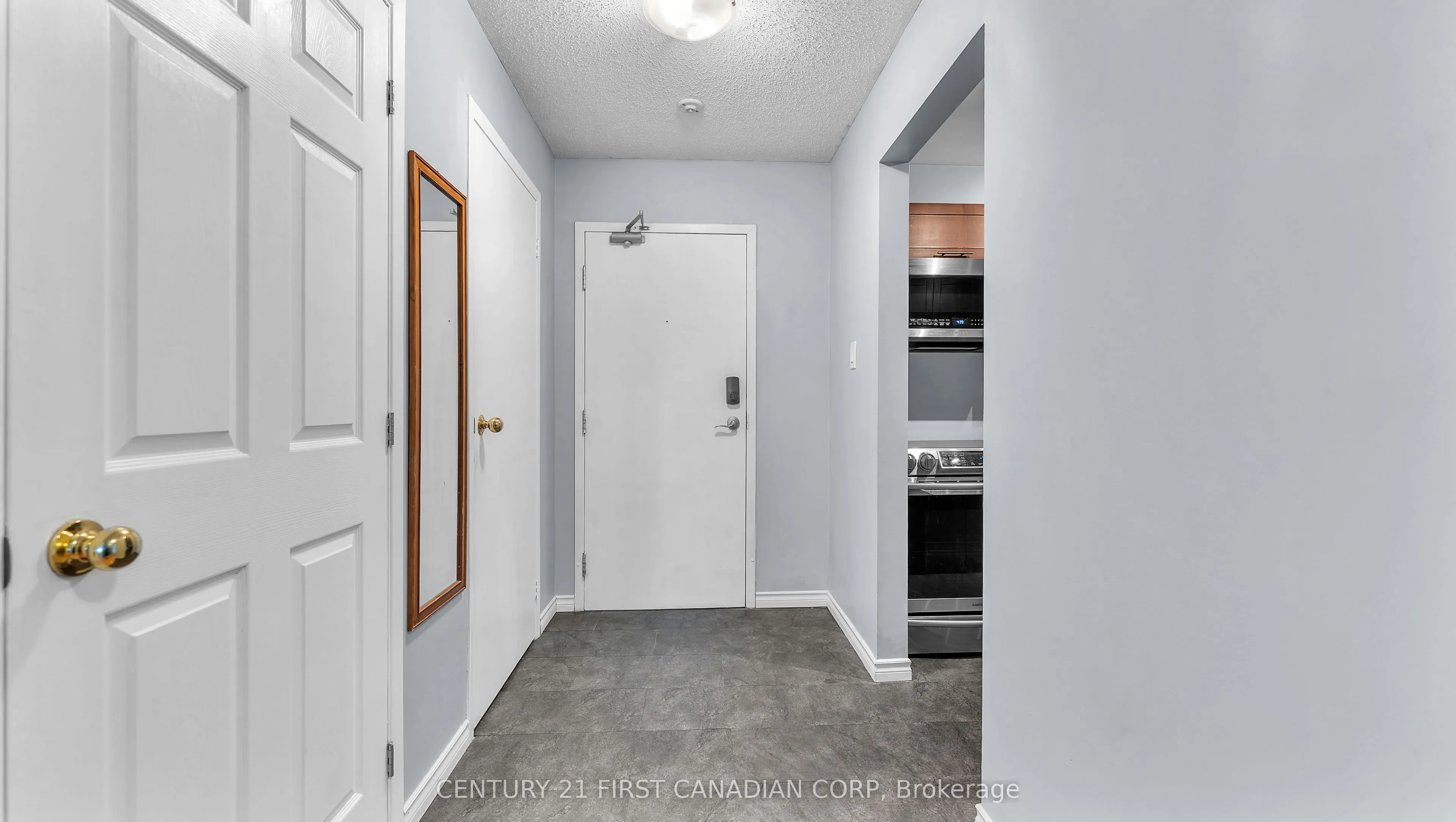 739 Deveron Crescent, #203
