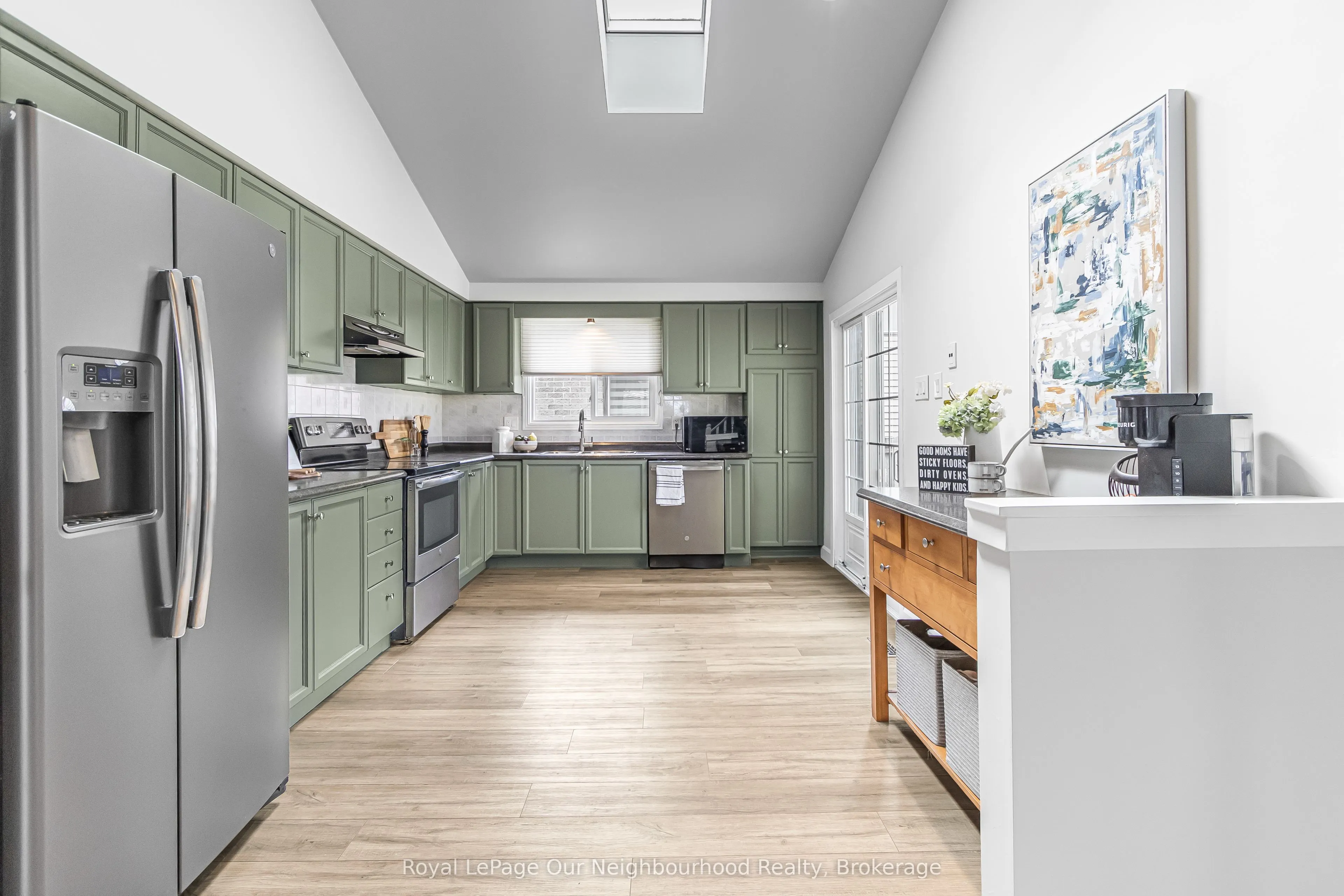 2 Woodfern Road