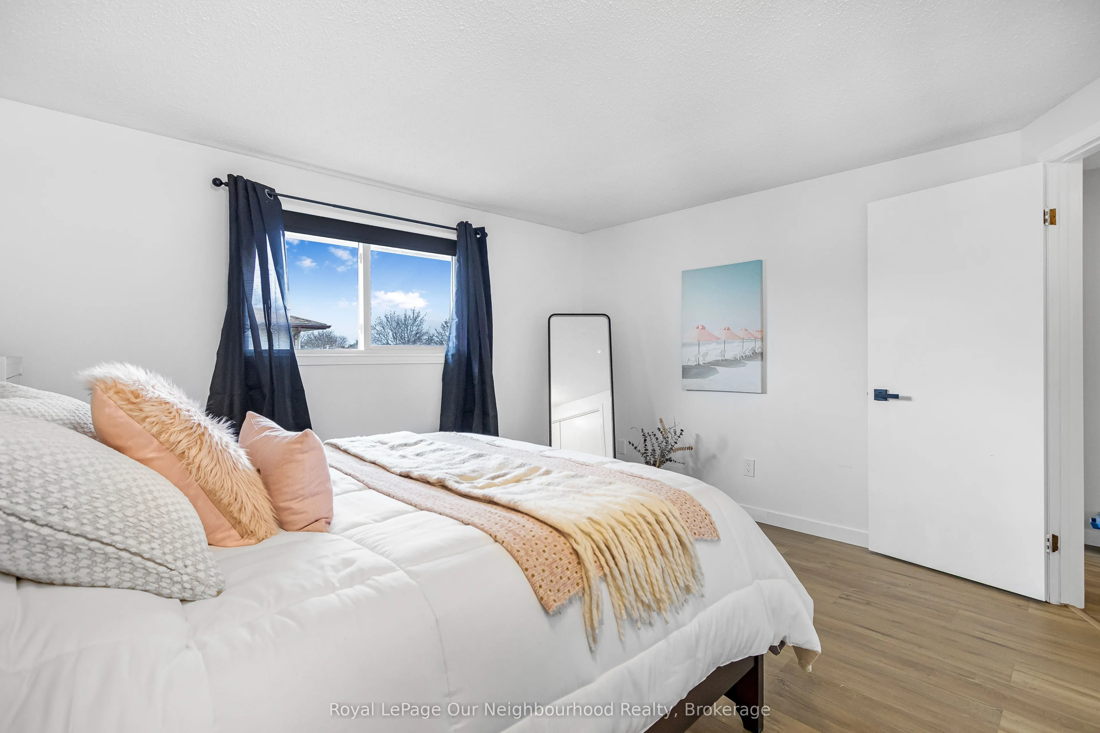 2 Woodfern Road
