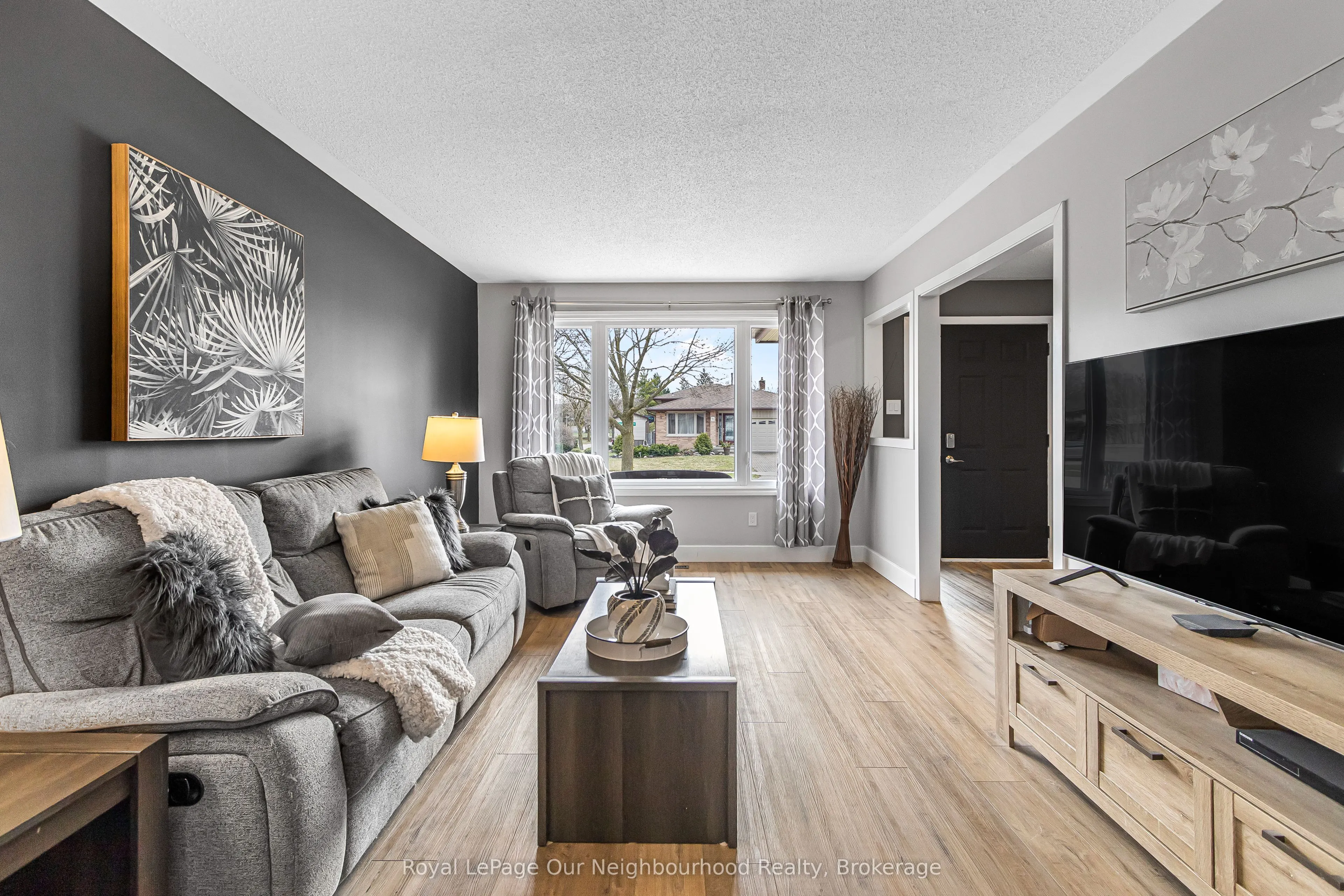 2 Woodfern Road