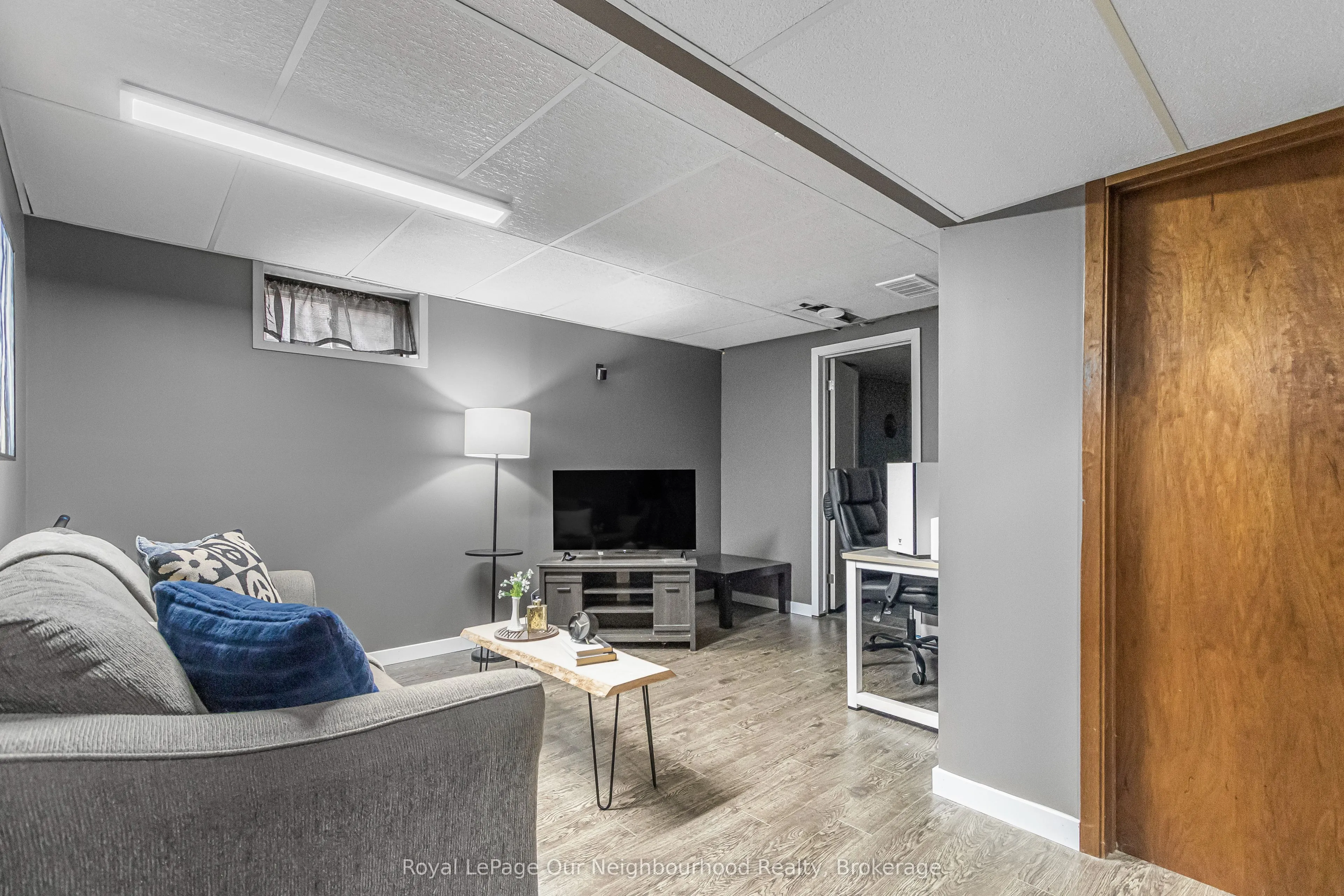 2 Woodfern Road