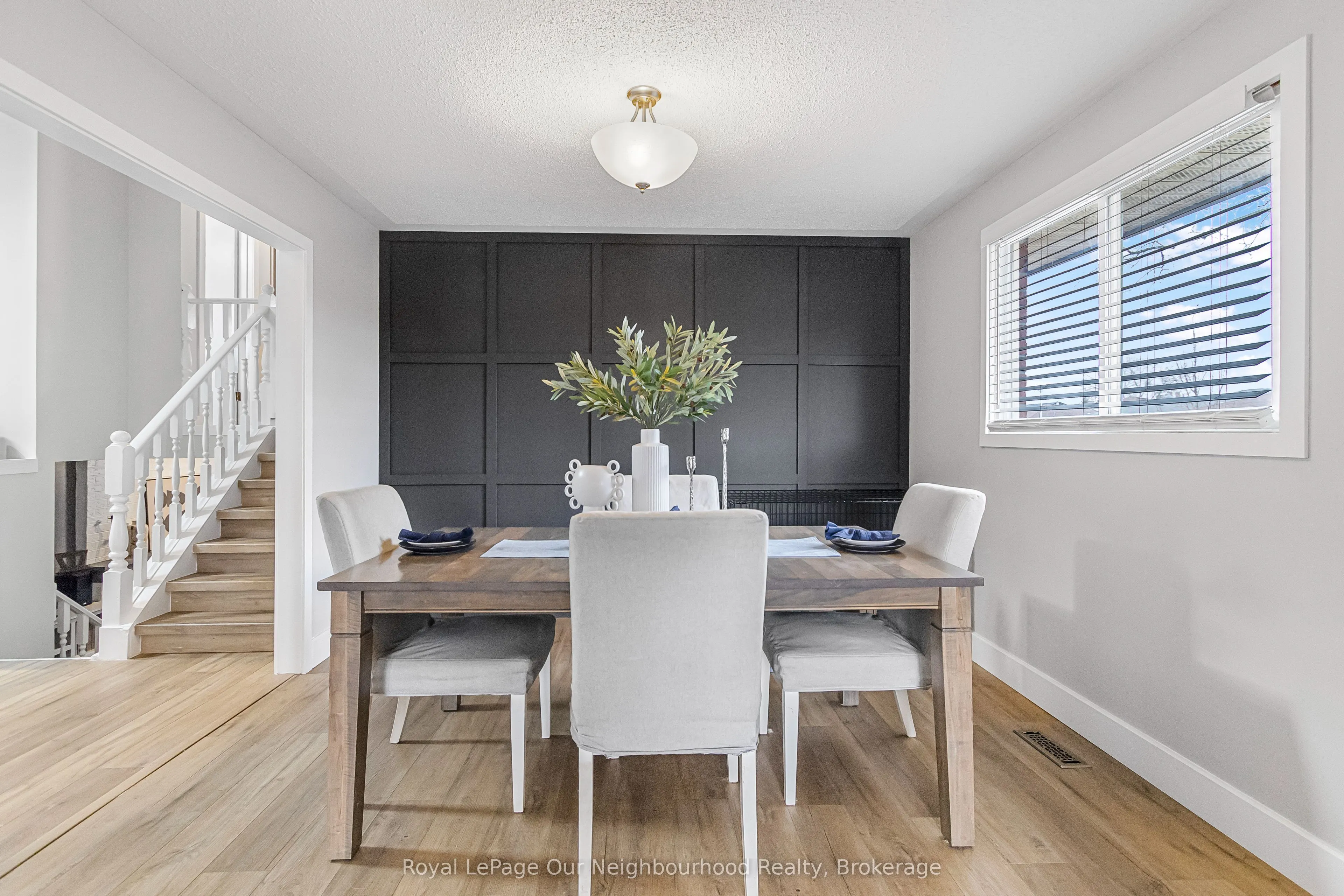 2 Woodfern Road