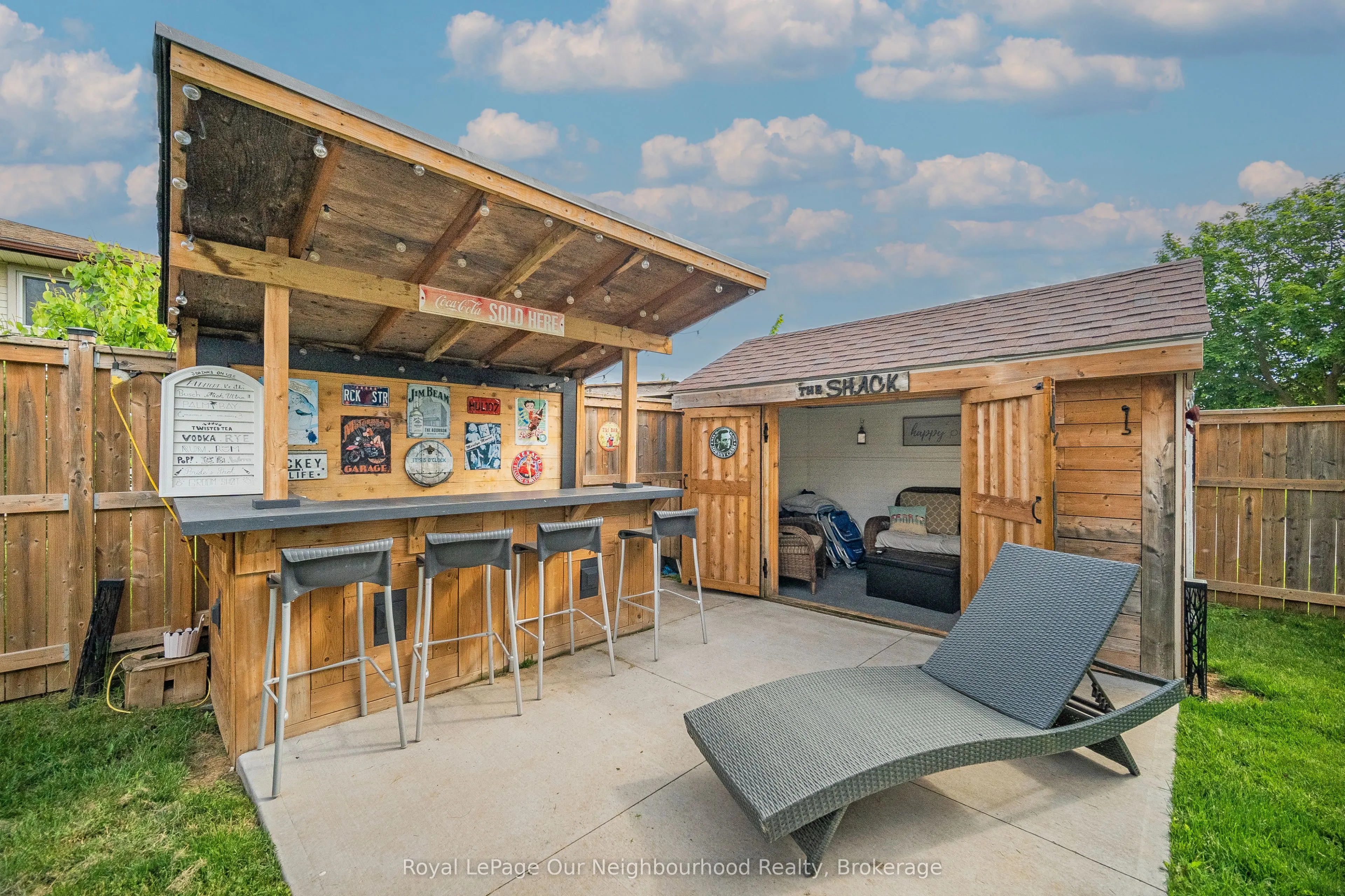 2 Woodfern Road