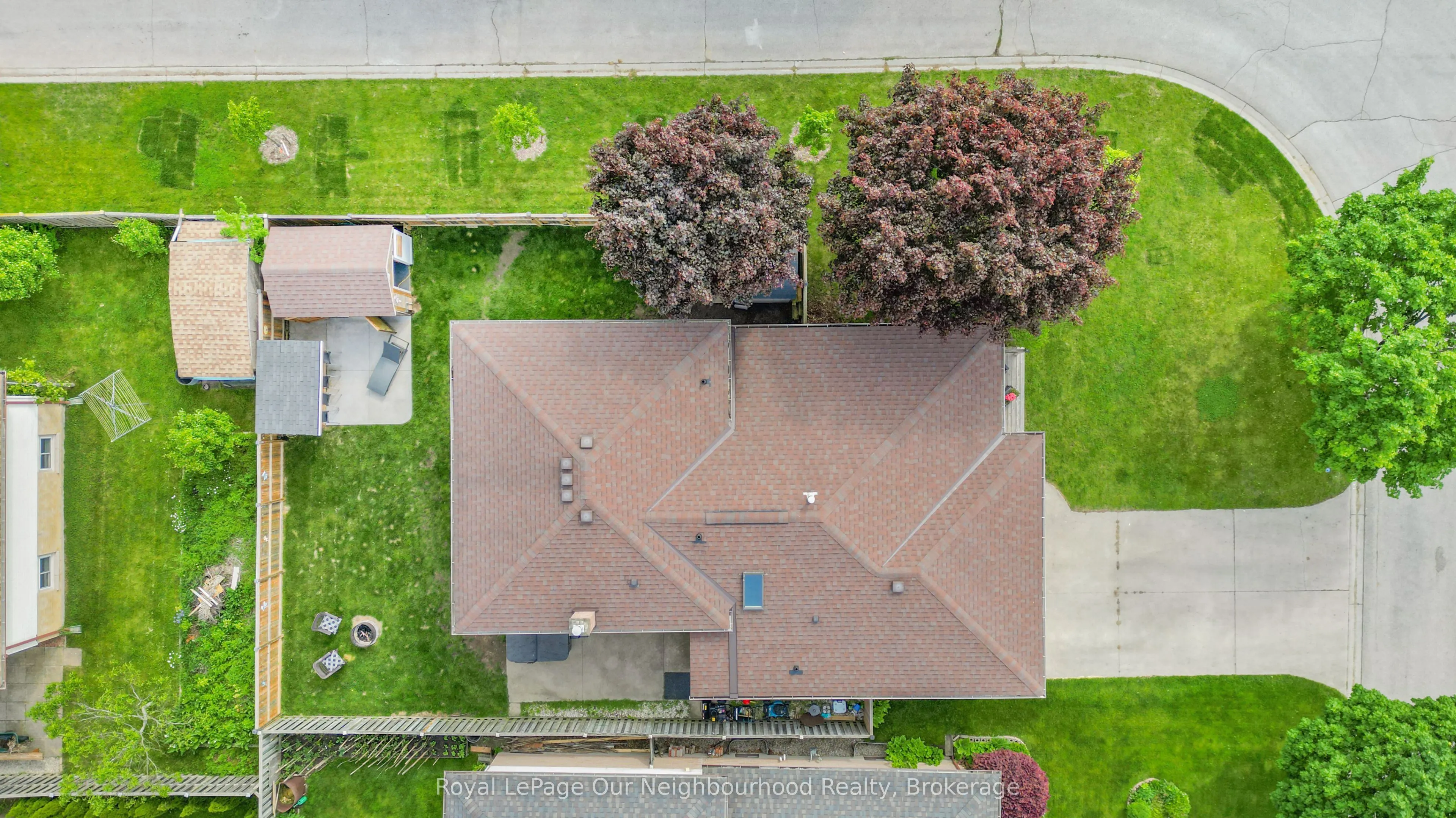 2 Woodfern Road