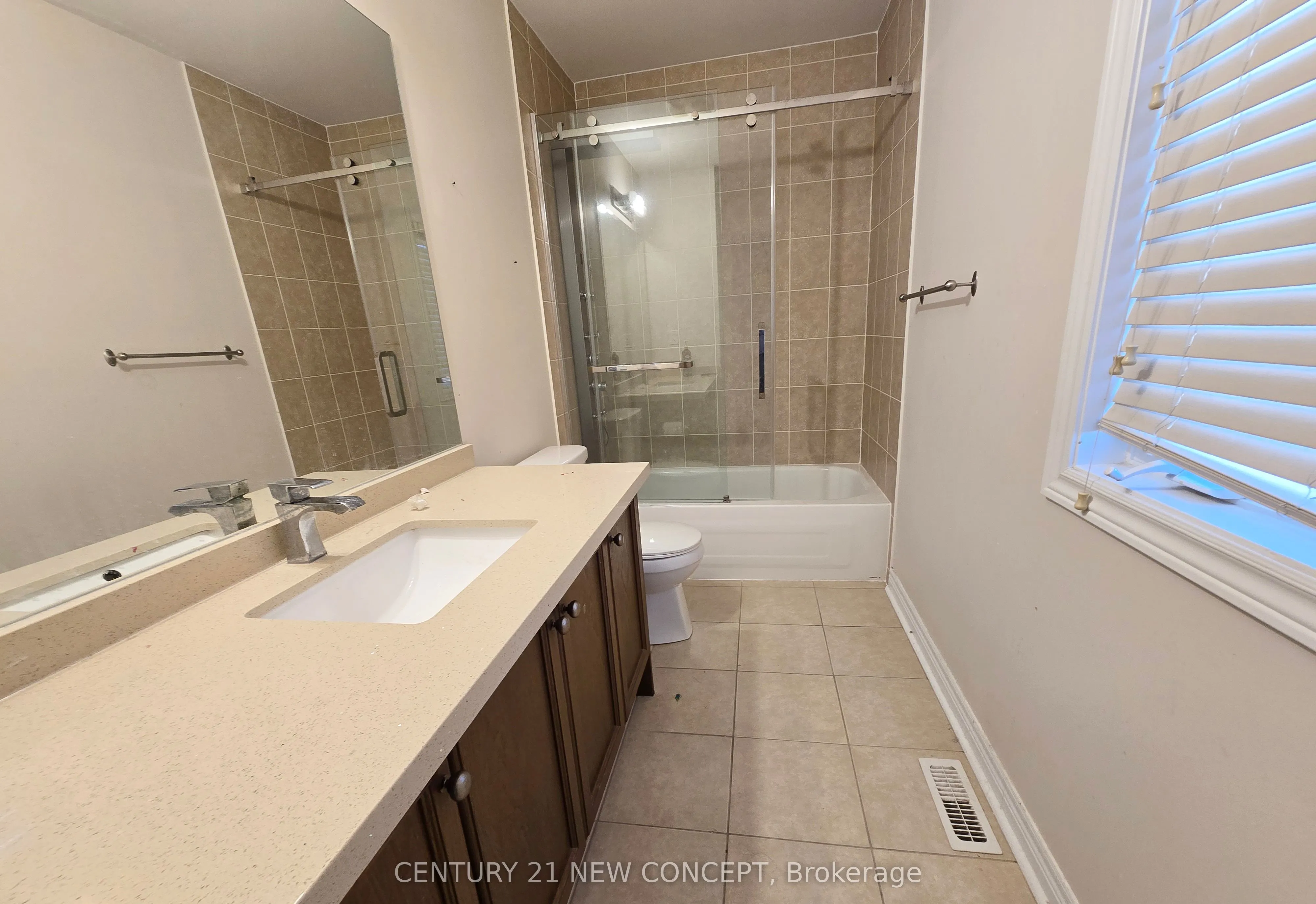 548 Wasaga Crescent