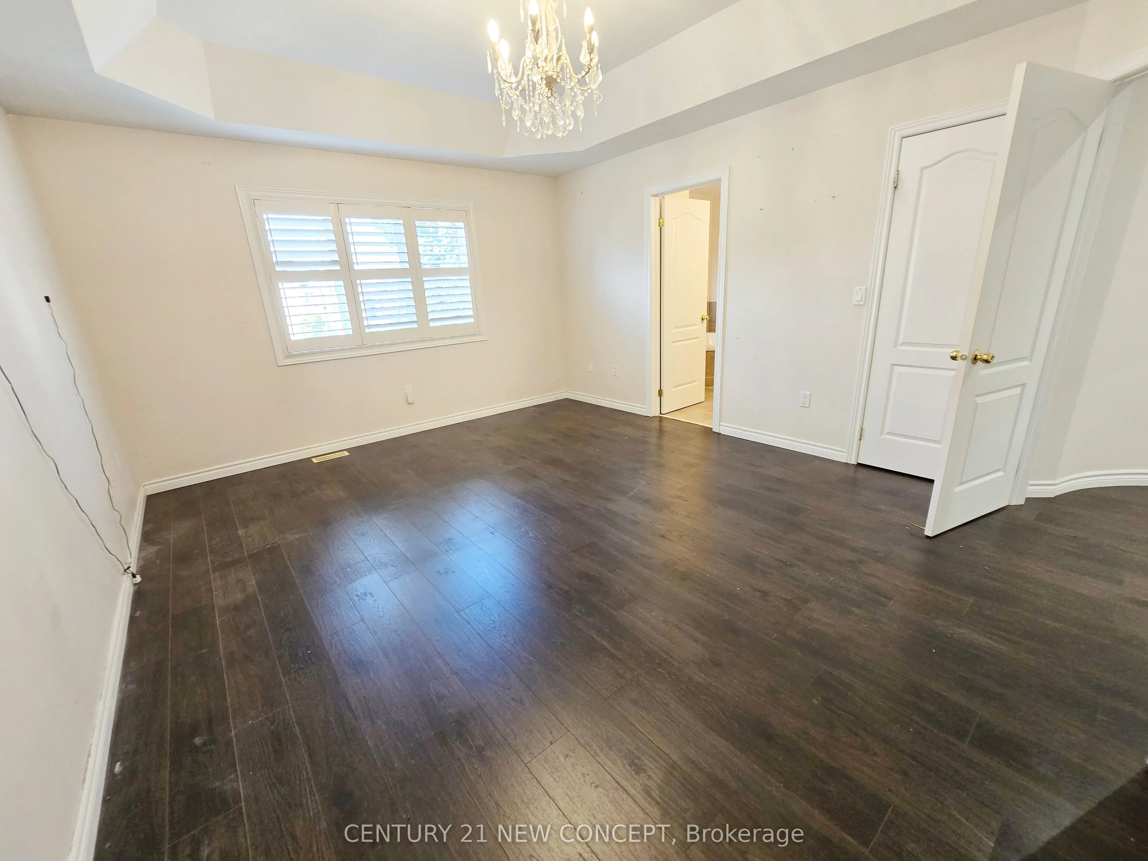 548 Wasaga Crescent