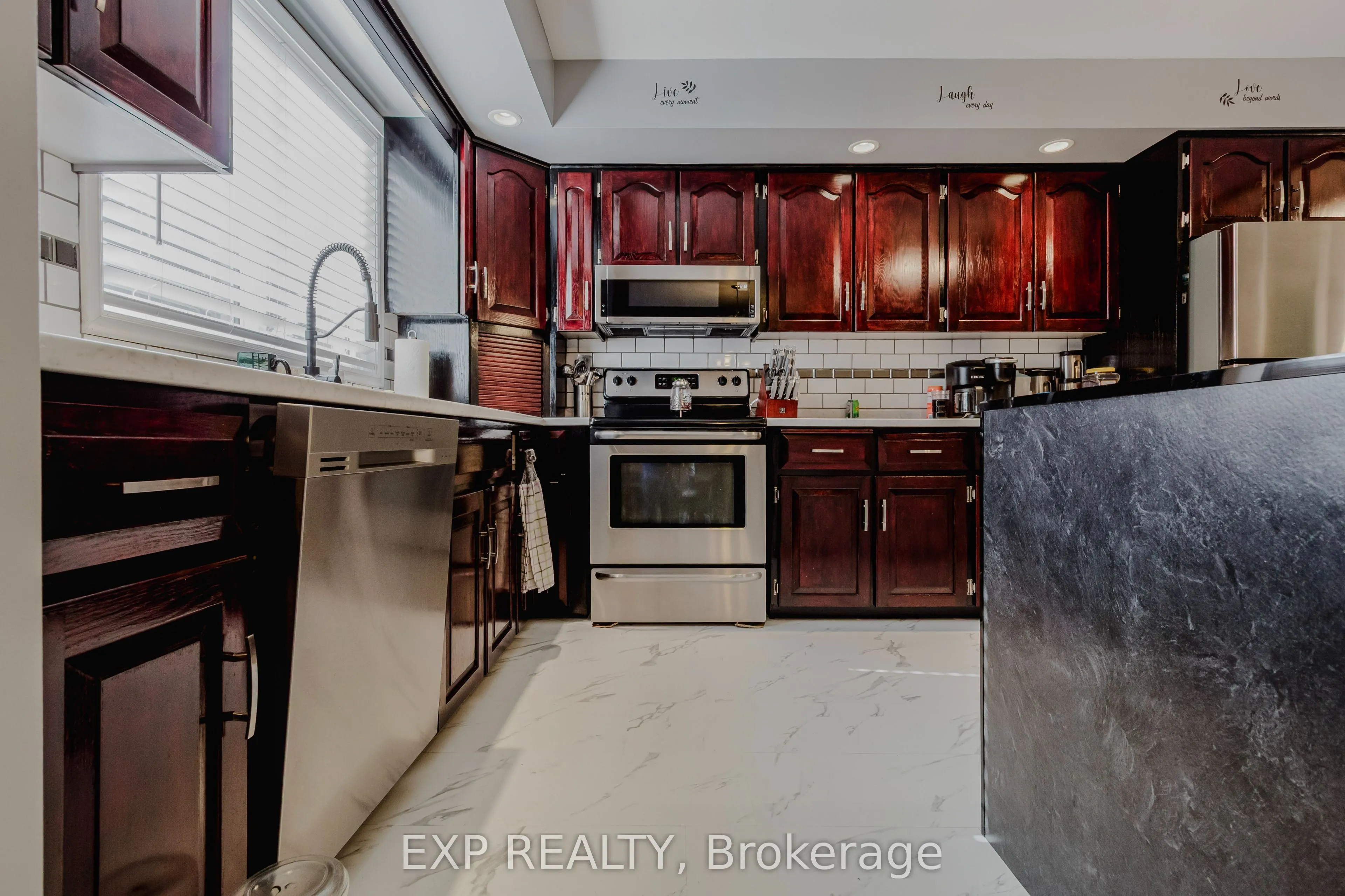254 Dent Place