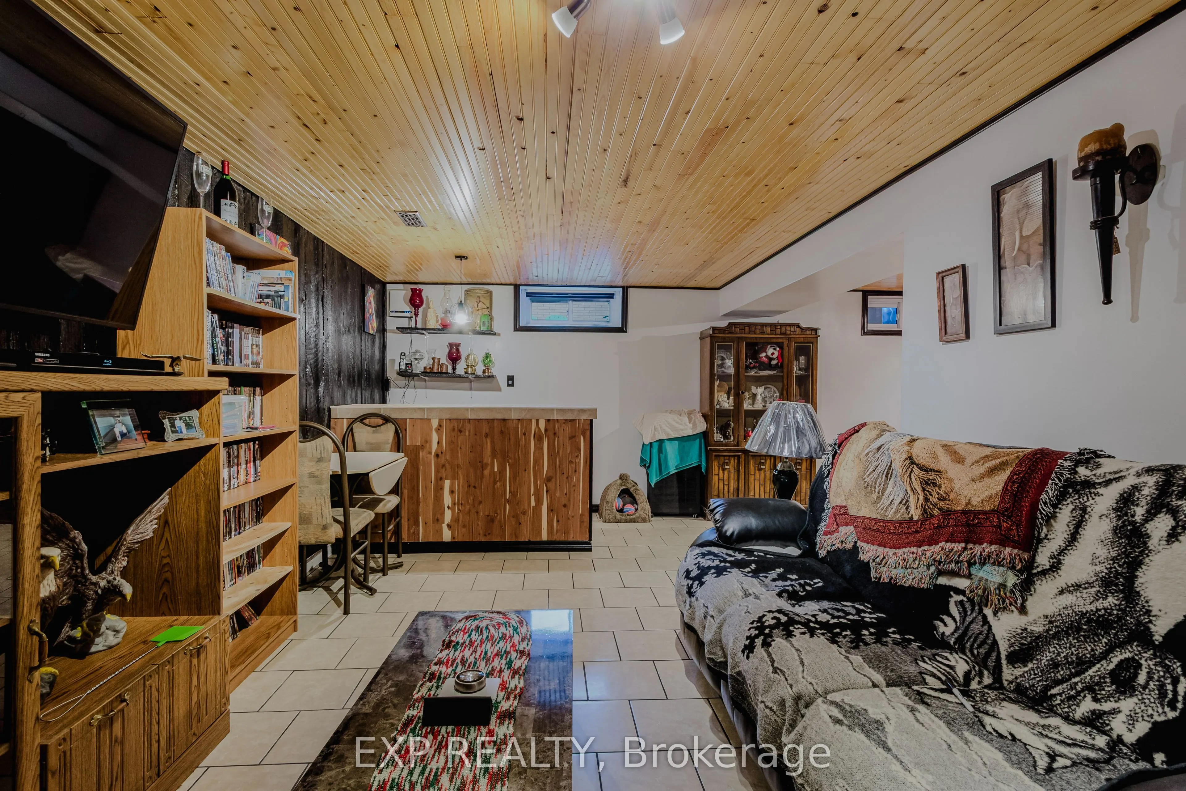 254 Dent Place