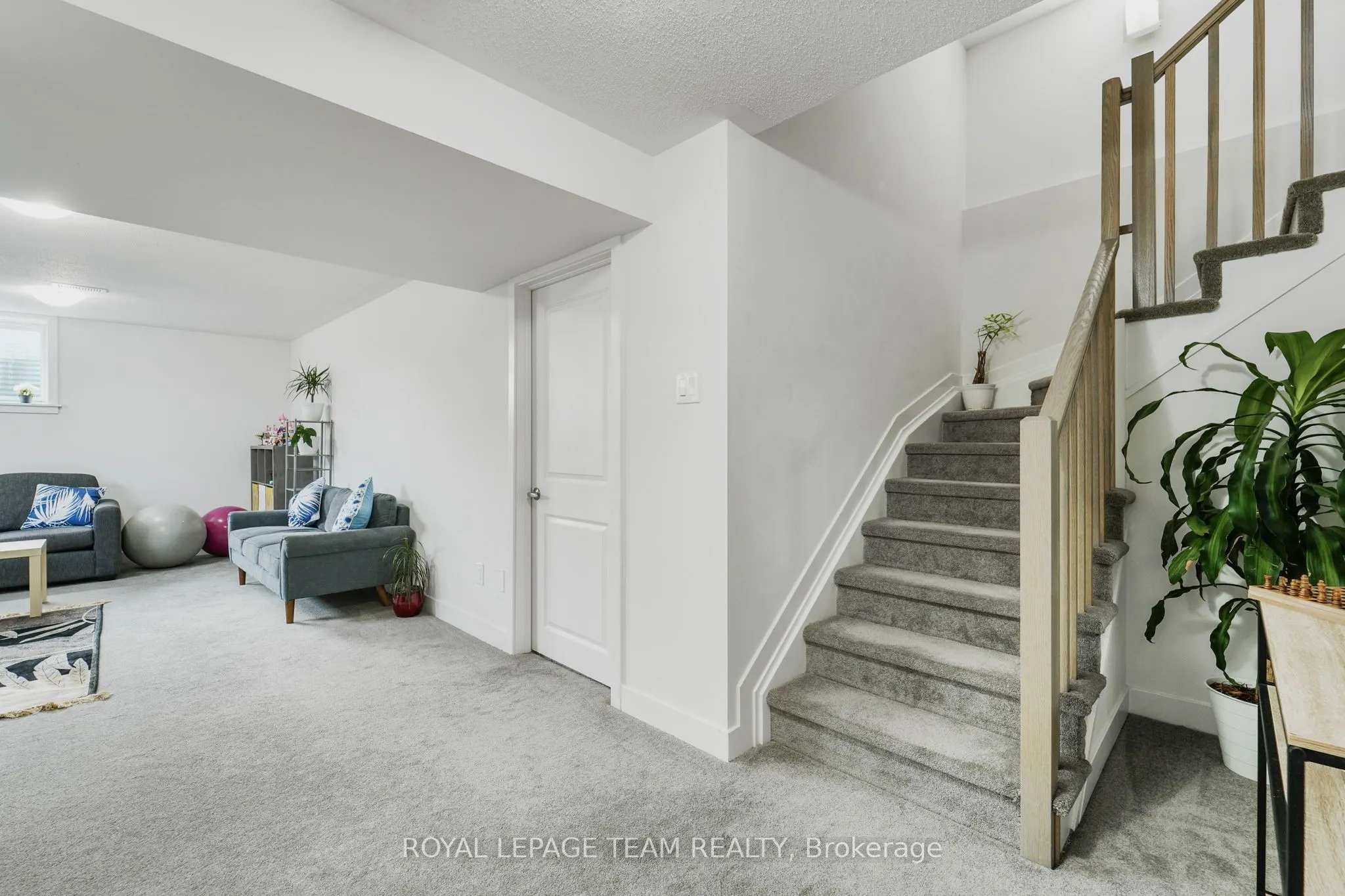 91 Heirloom Street