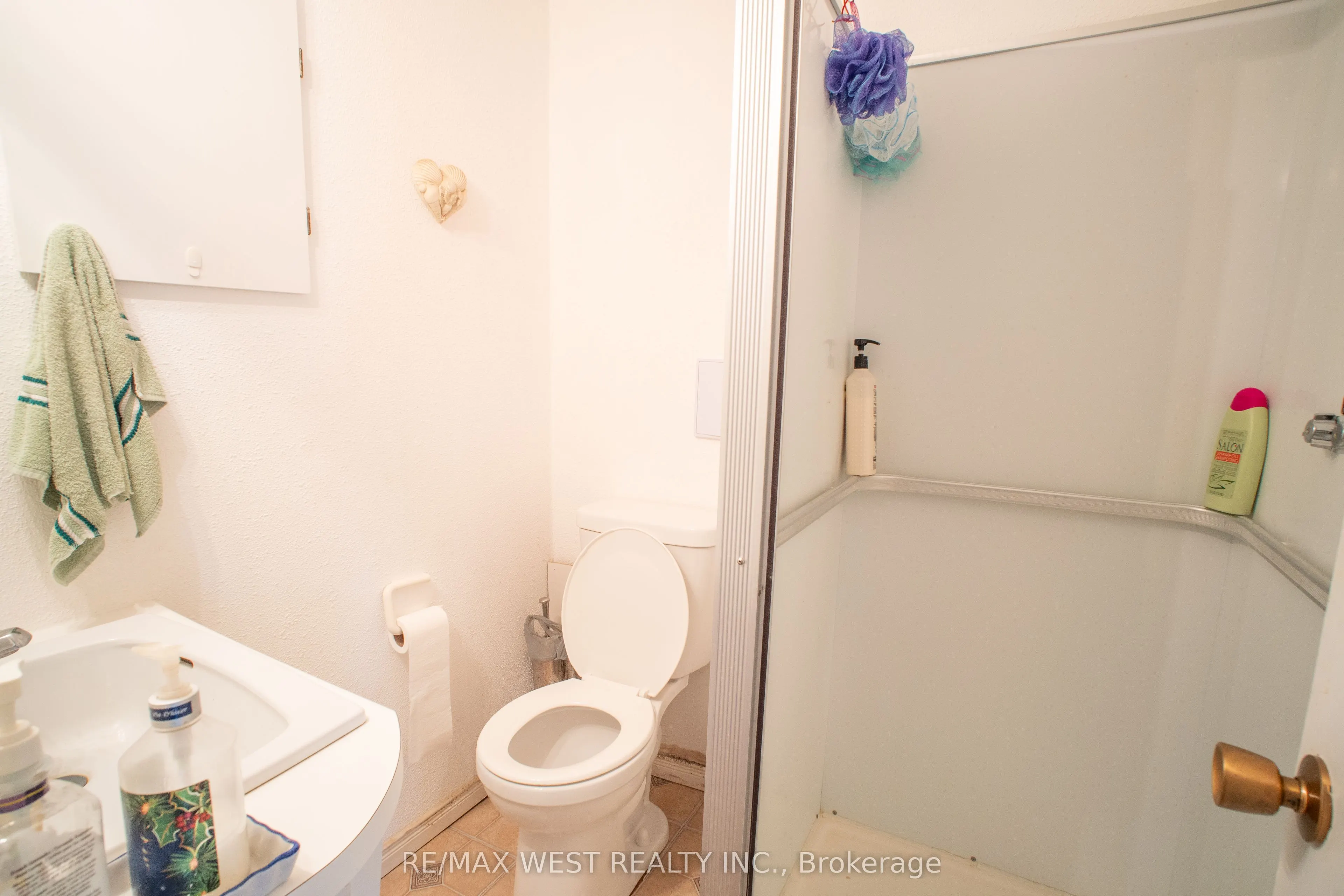 1392 Island View Drive