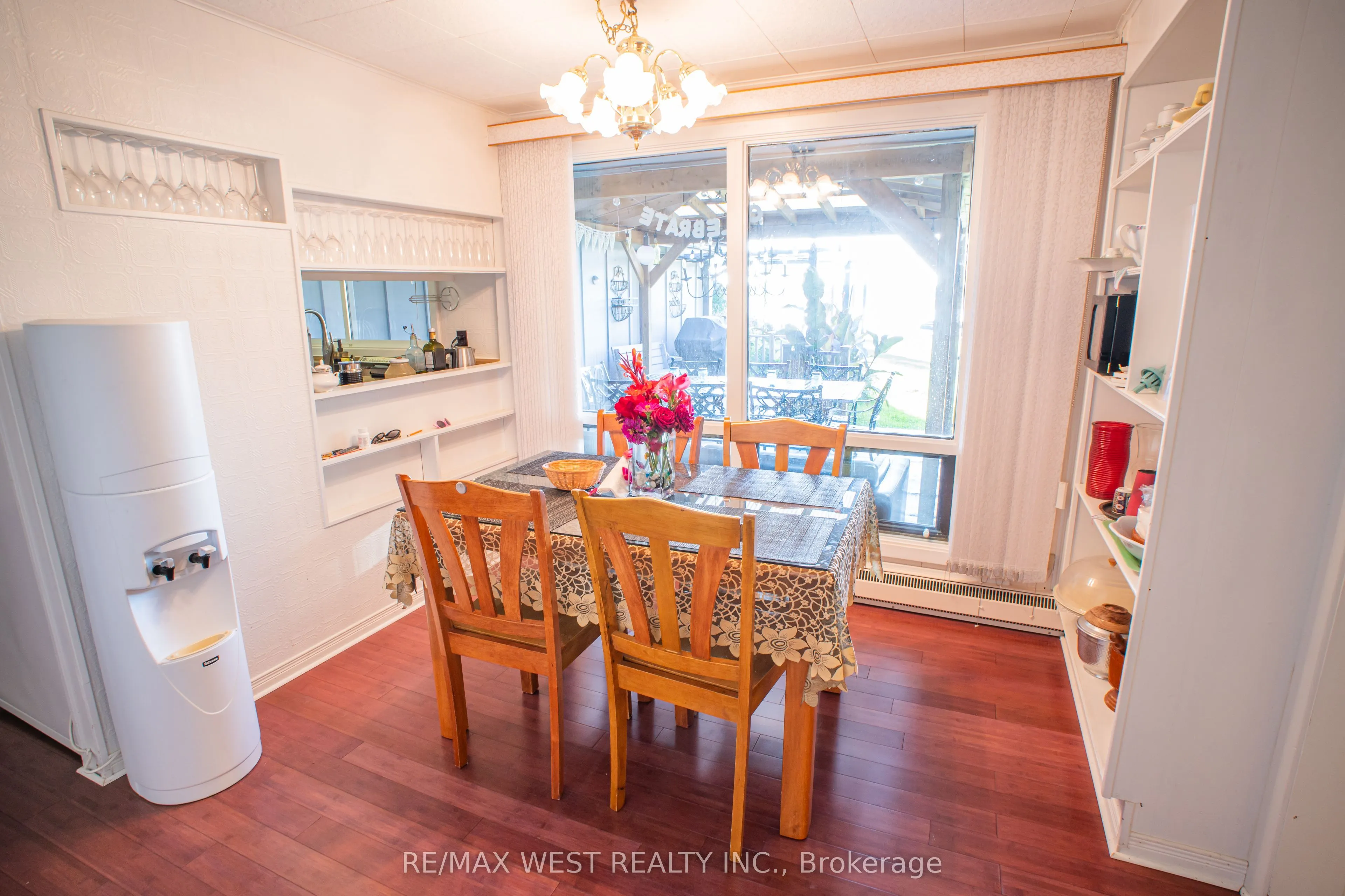 1392 Island View Drive