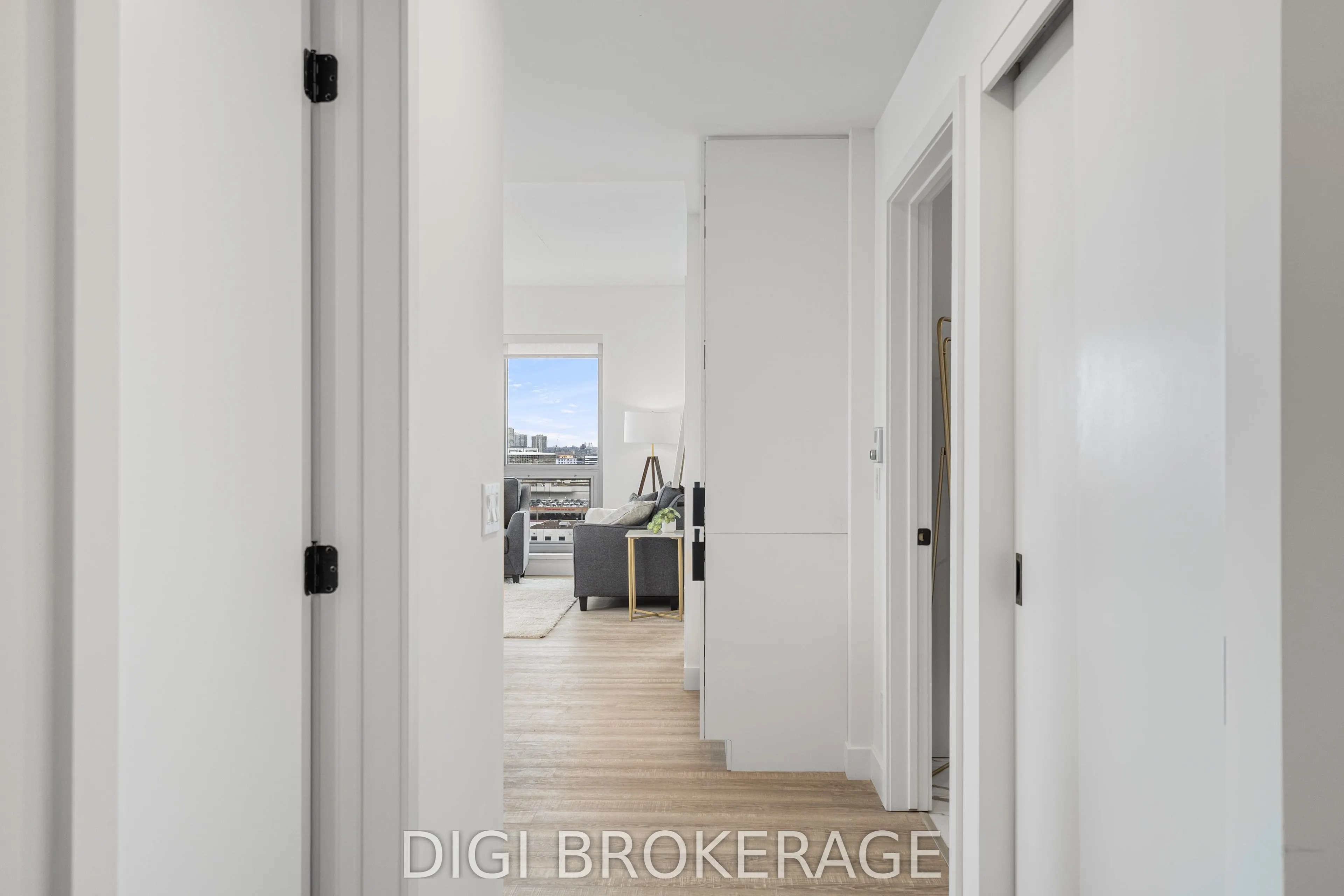 1240 Cummings Avenue, #207