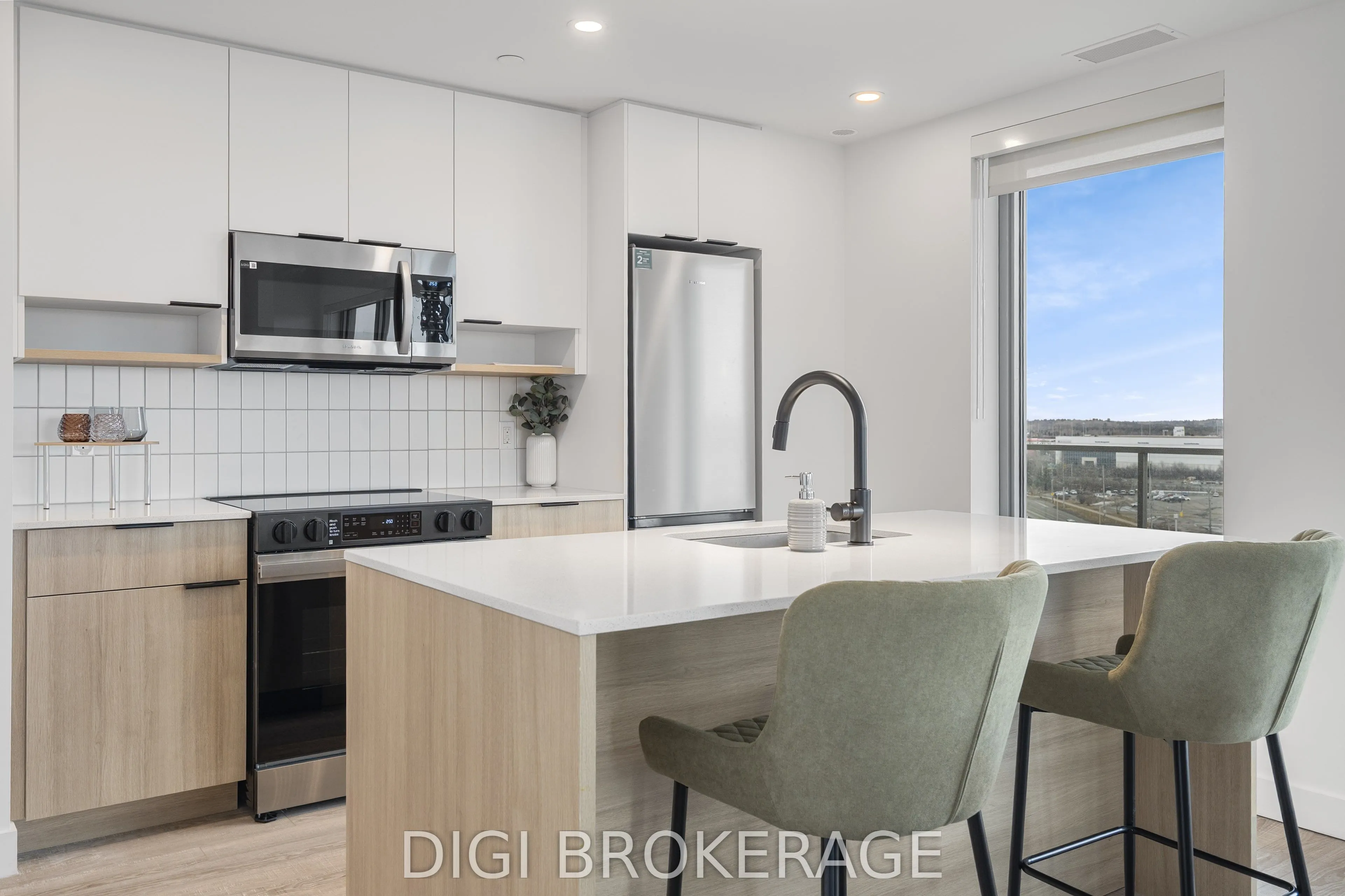 1240 Cummings Avenue, #207