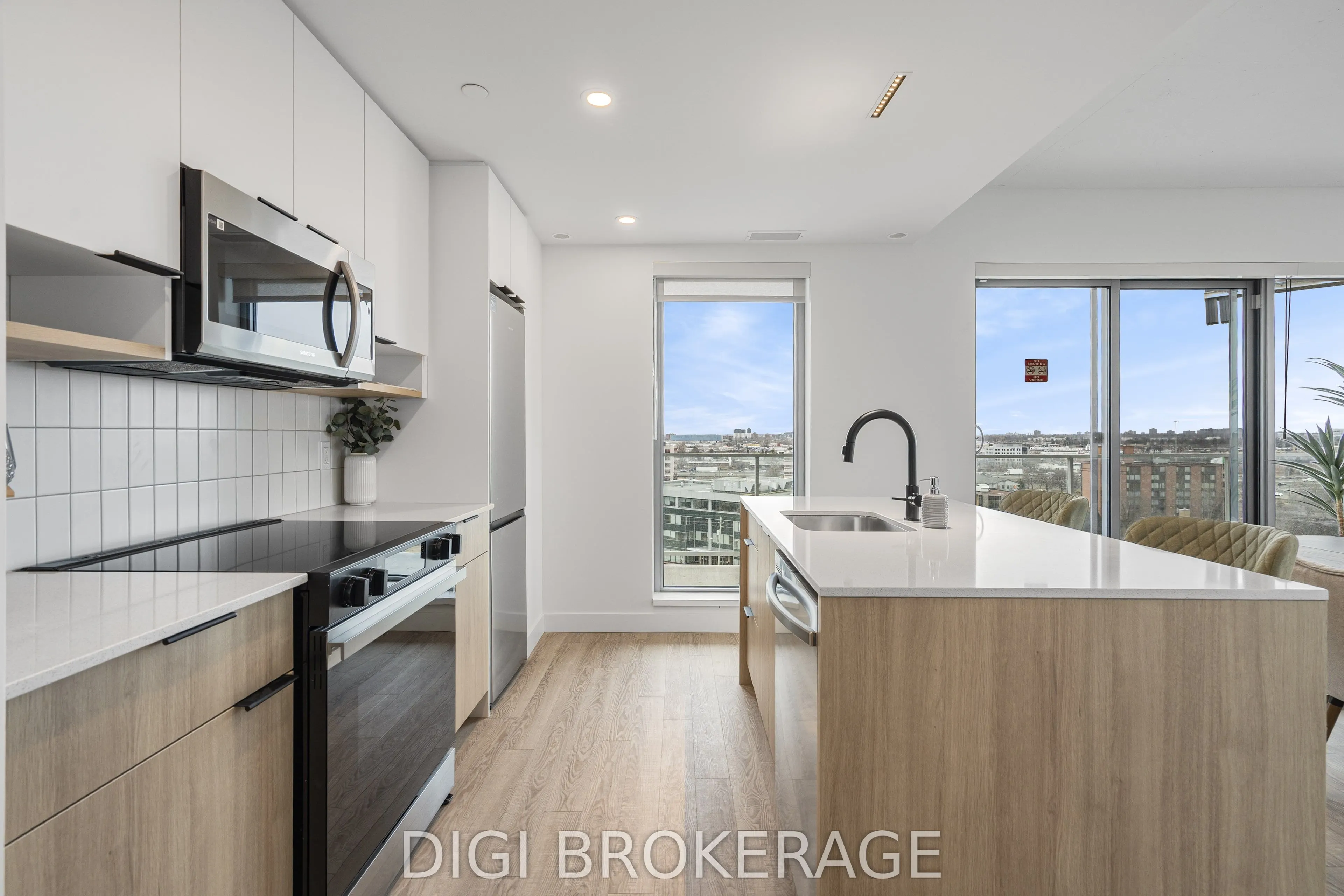1240 Cummings Avenue, #207