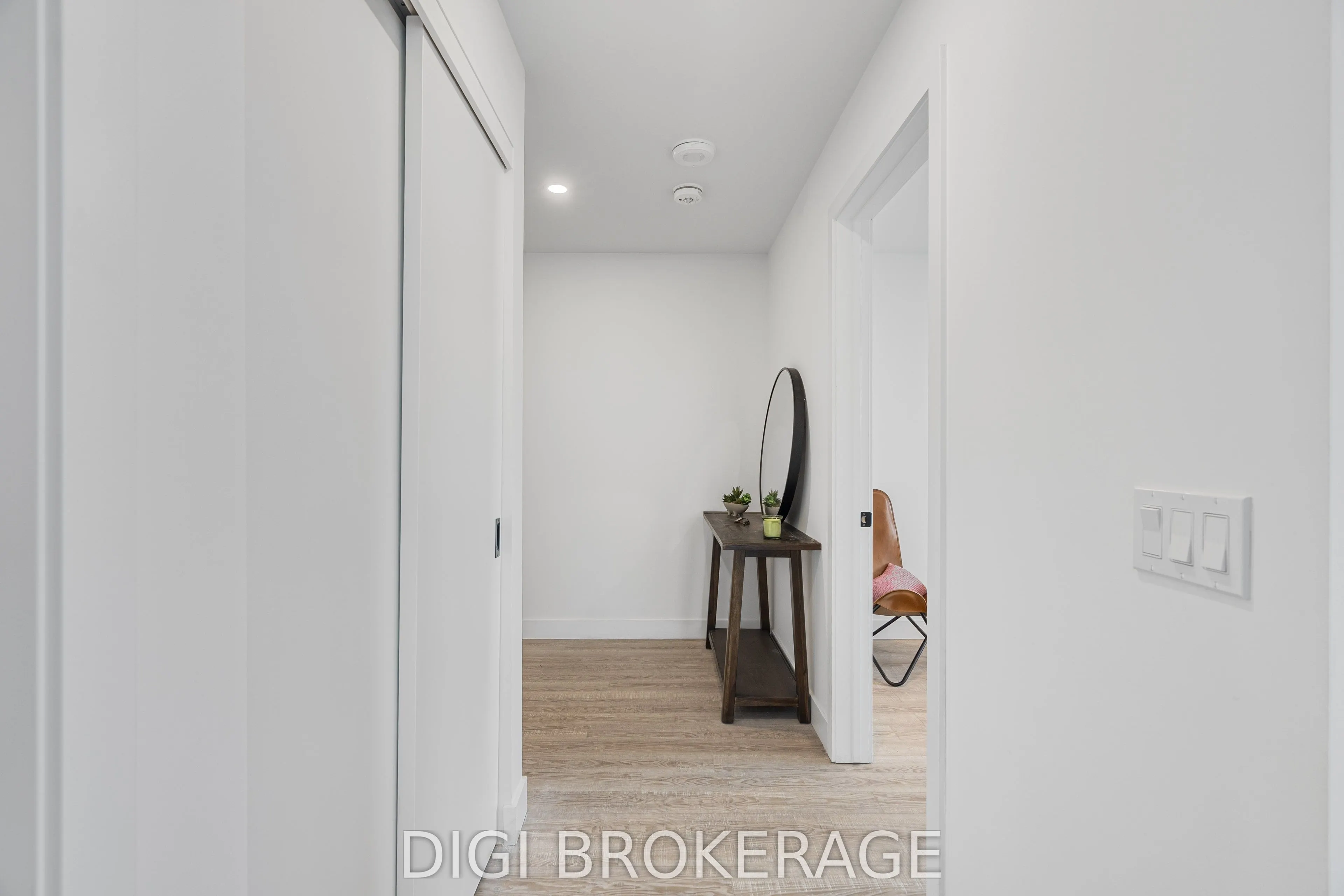 1240 Cummings Avenue, #207