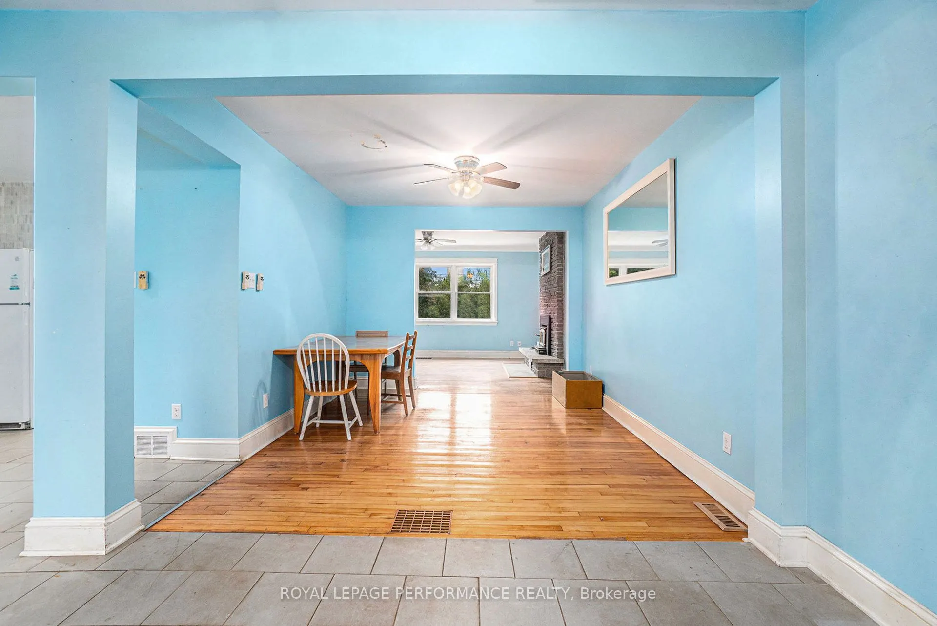 223 Carleton Avenue