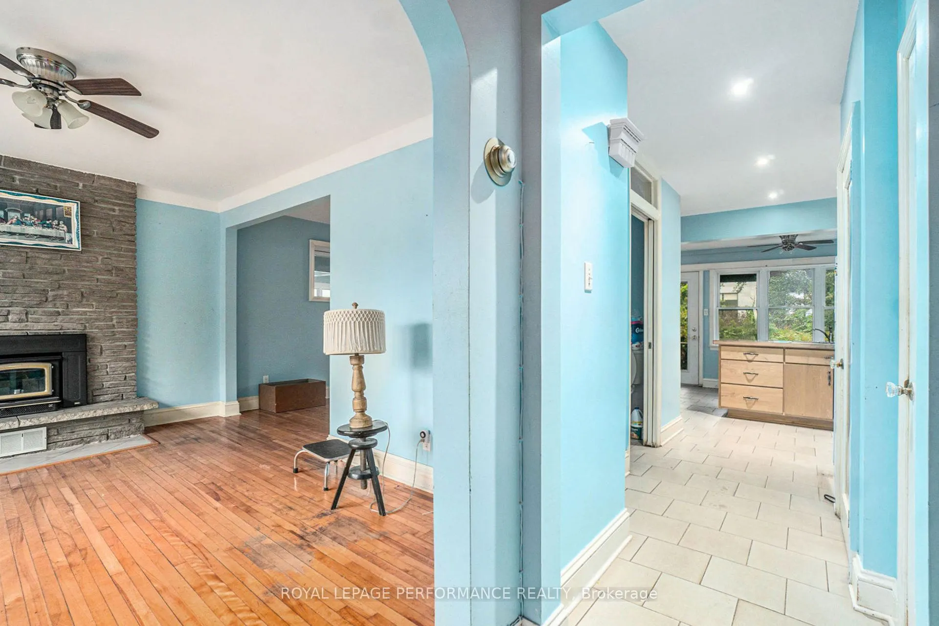 223 Carleton Avenue