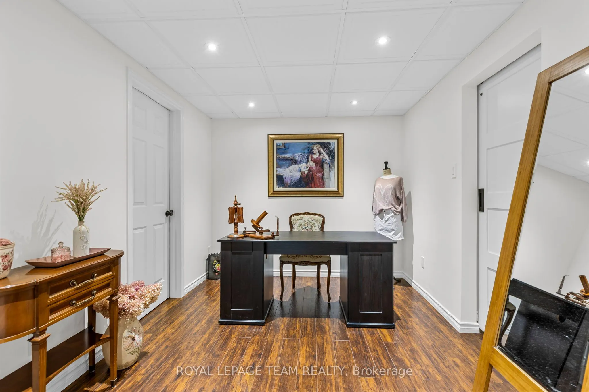 15 Empress Drive