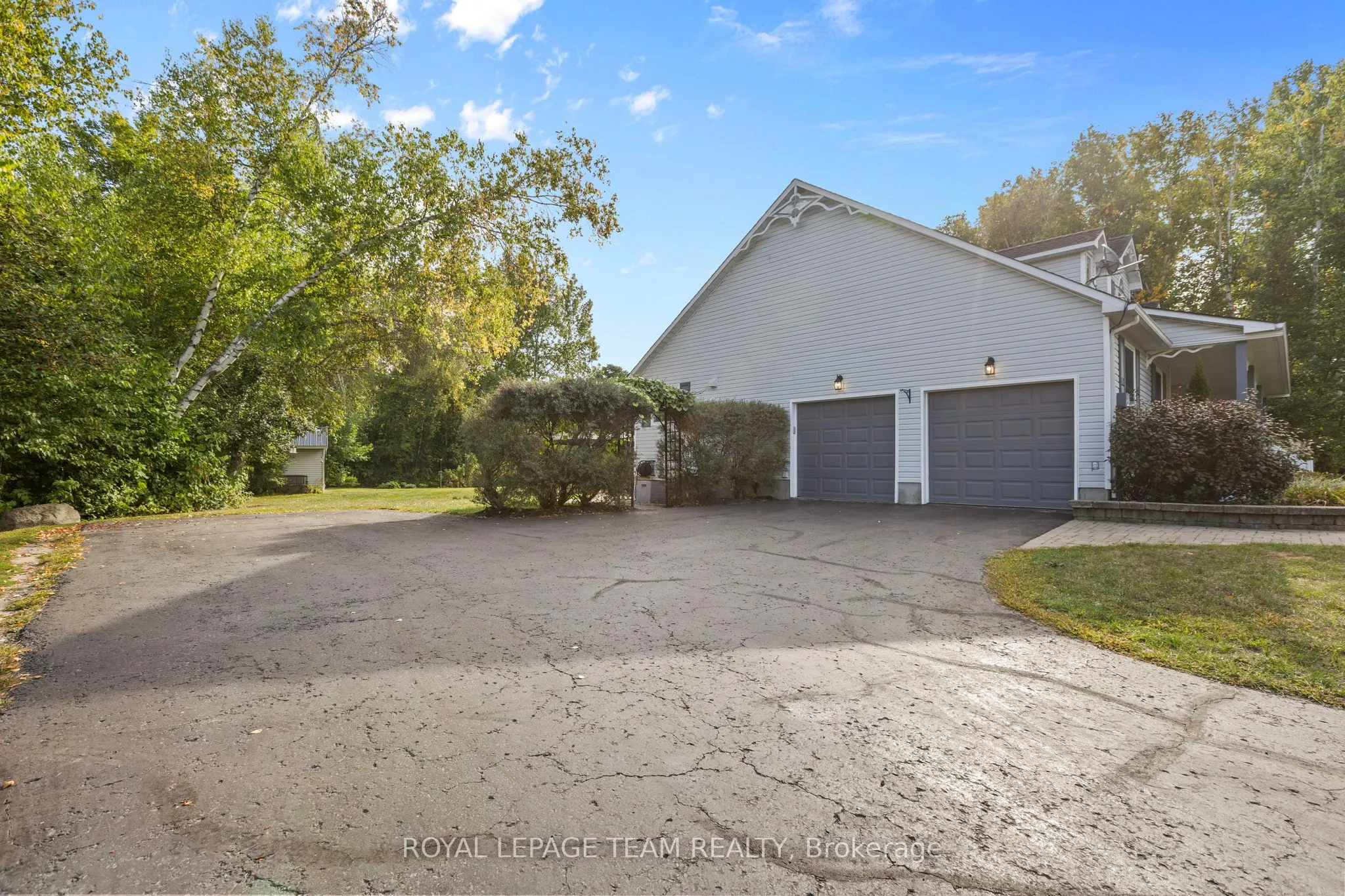 15 Empress Drive
