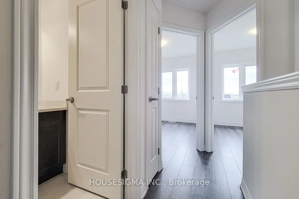 61 Soho Street, #33