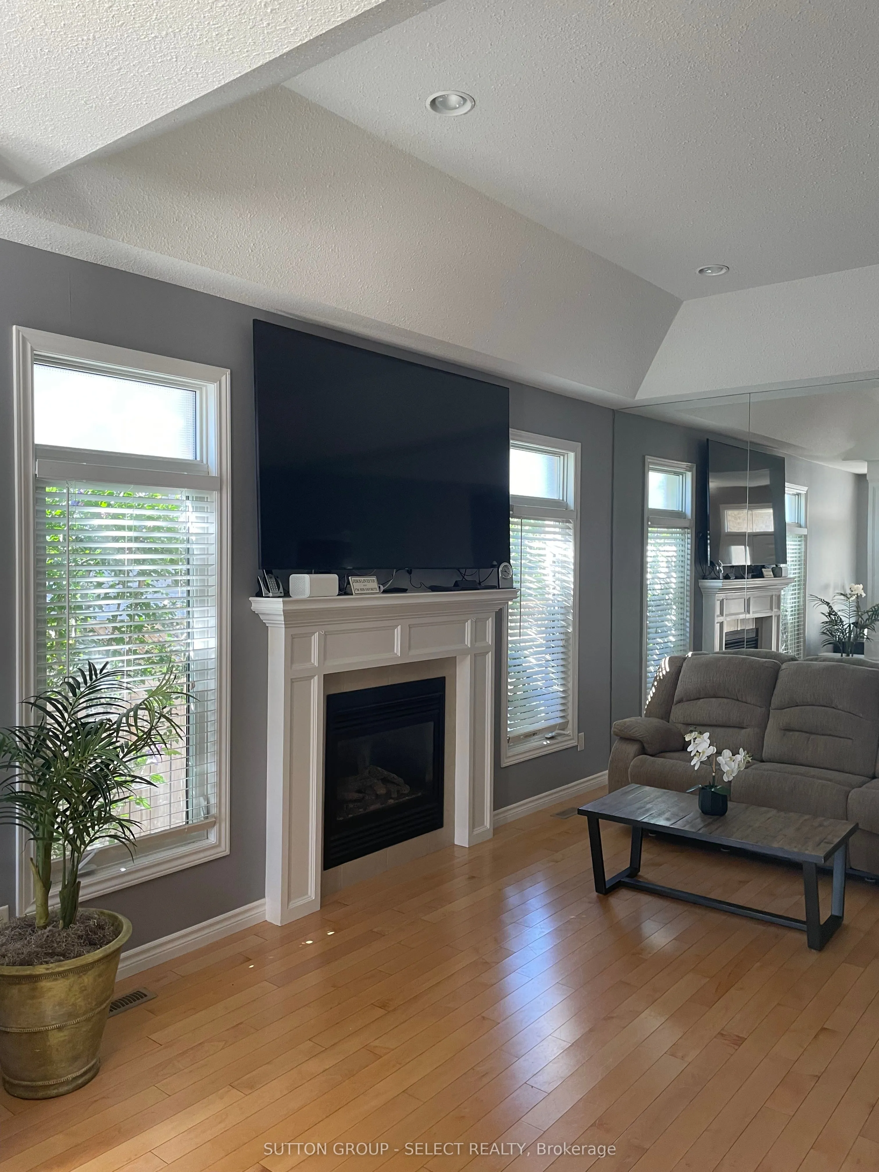 3220 Meadowgate Boulevard