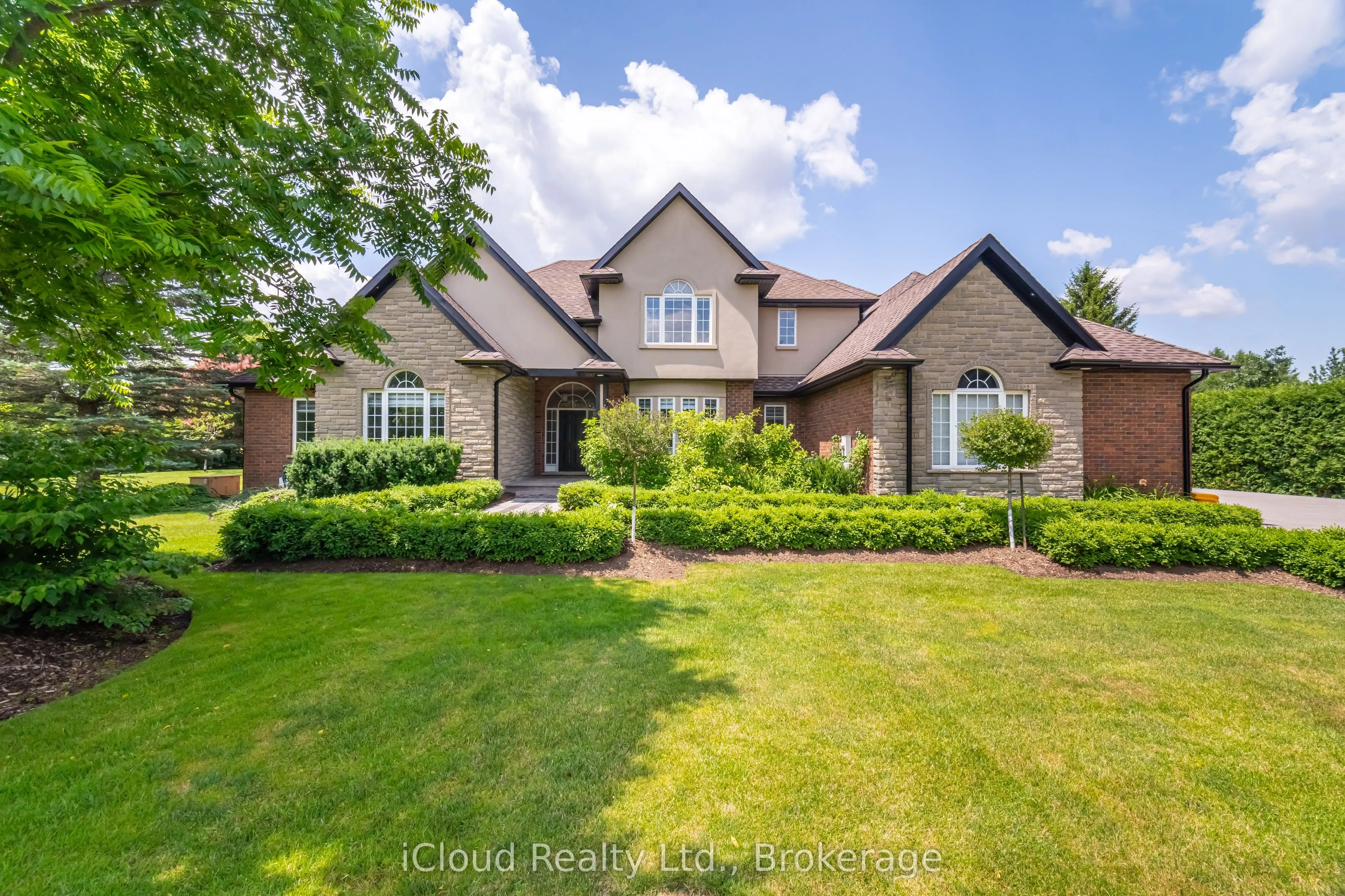 4 Deer View Ridge