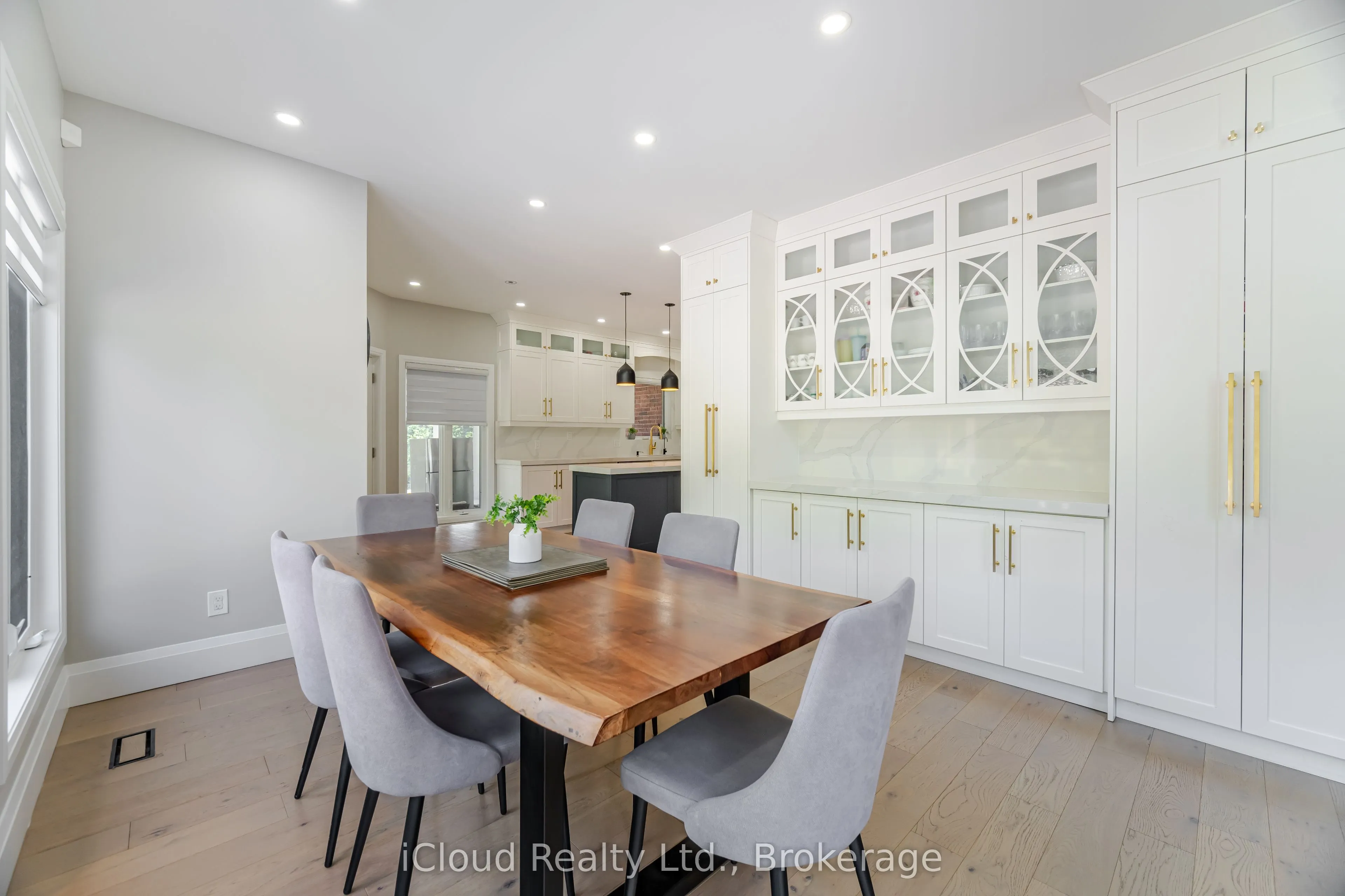 4 Deer View Ridge