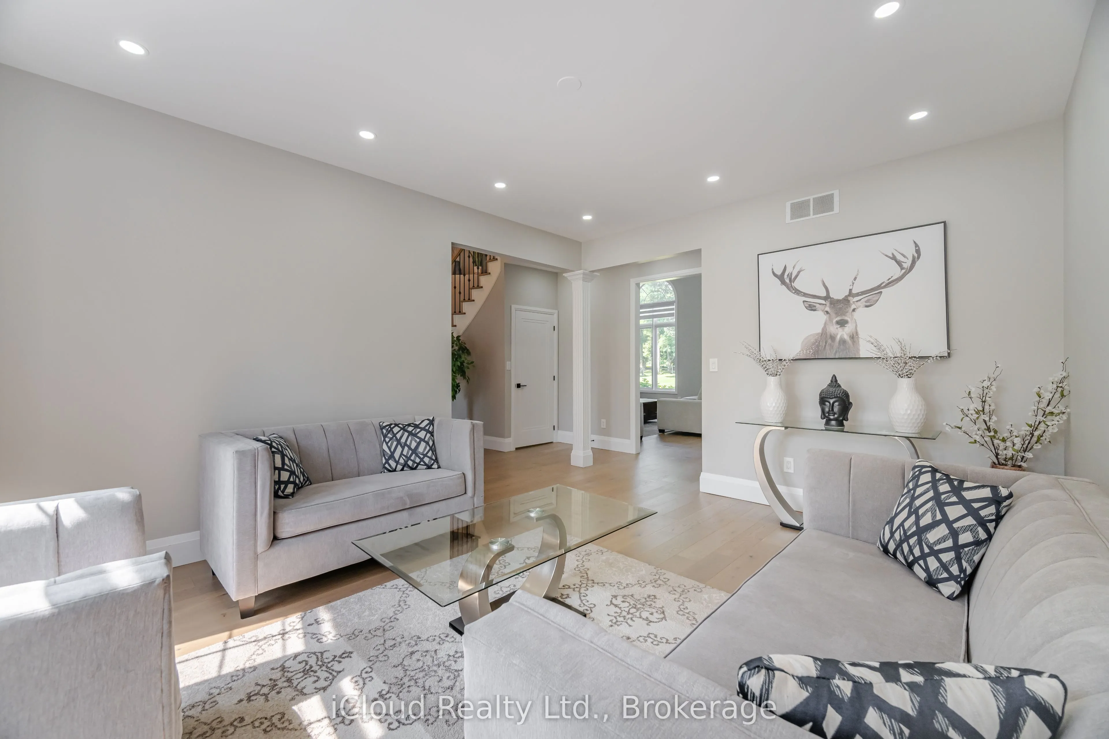 4 Deer View Ridge