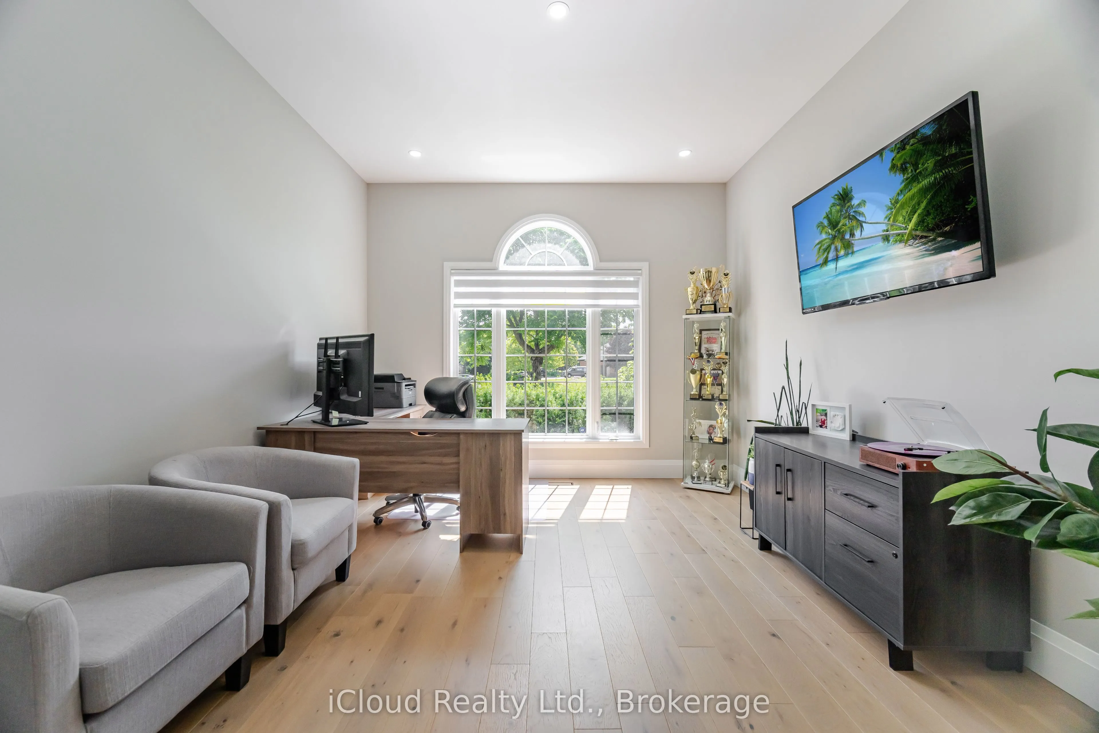 4 Deer View Ridge