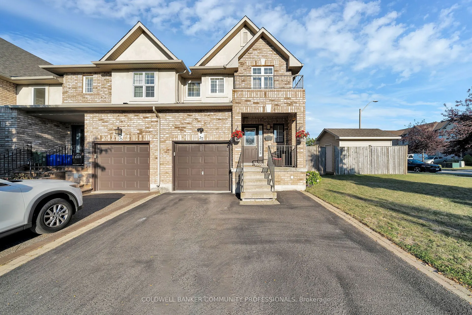 37 Meadow Wood Crescent
