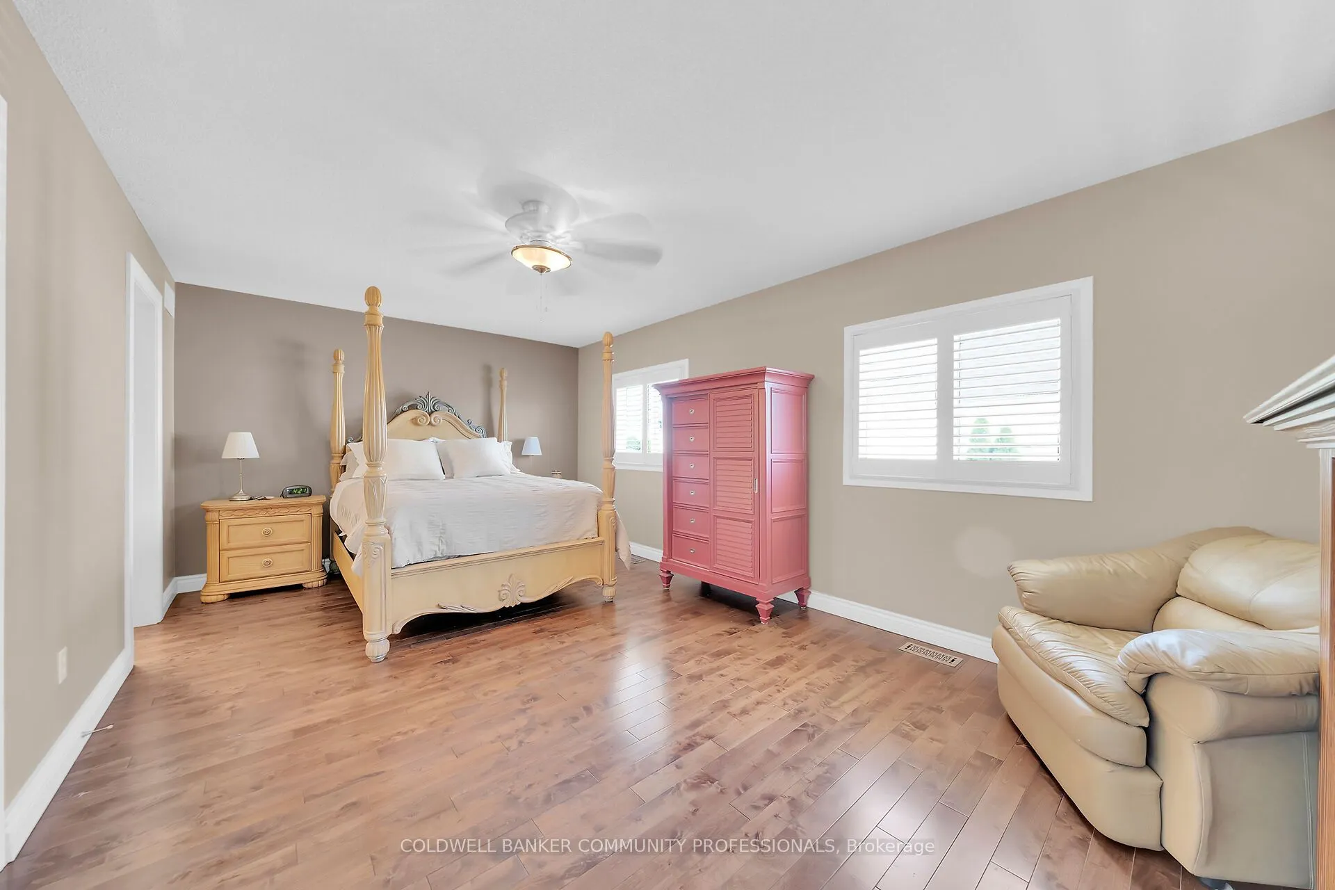 37 Meadow Wood Crescent