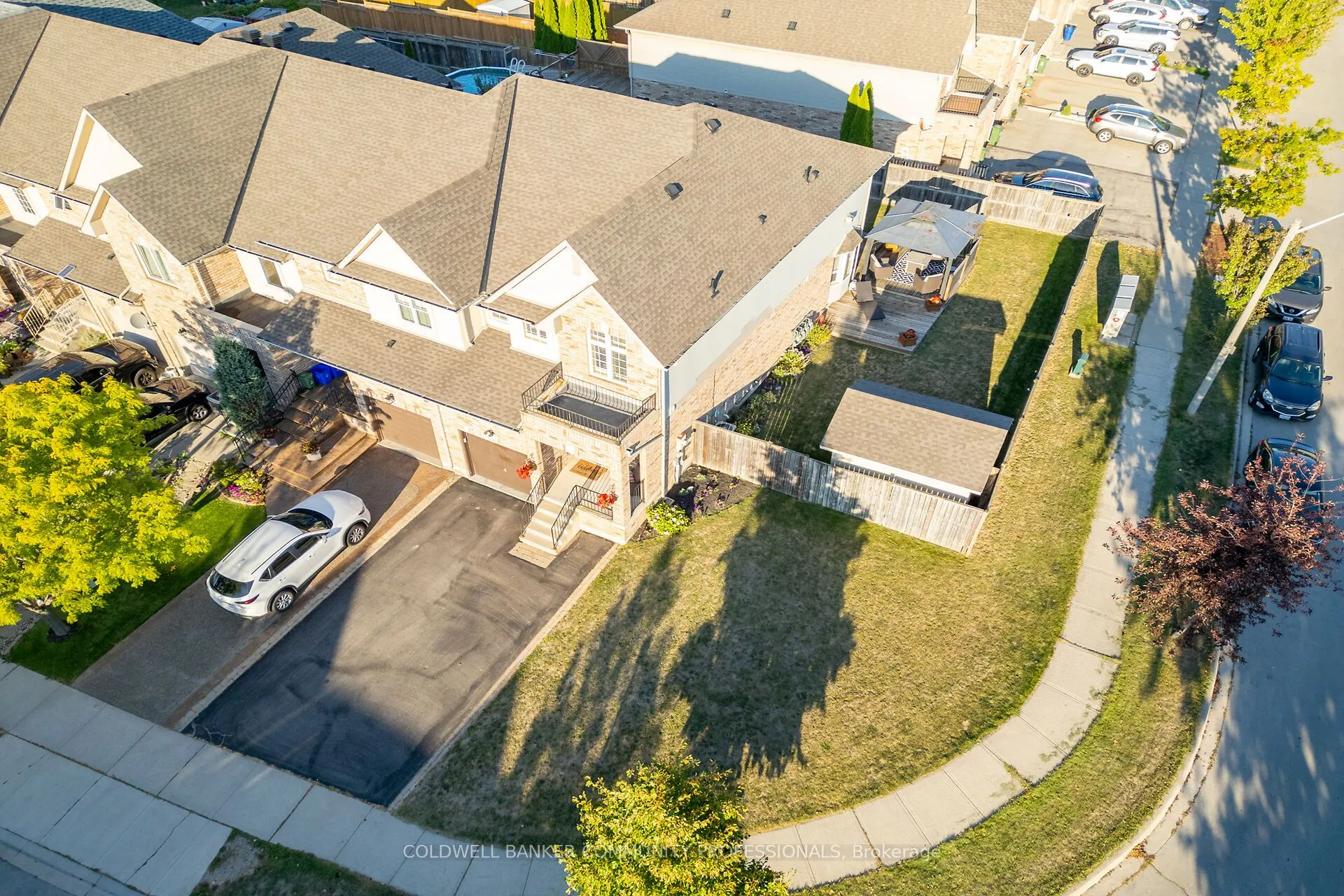 37 Meadow Wood Crescent