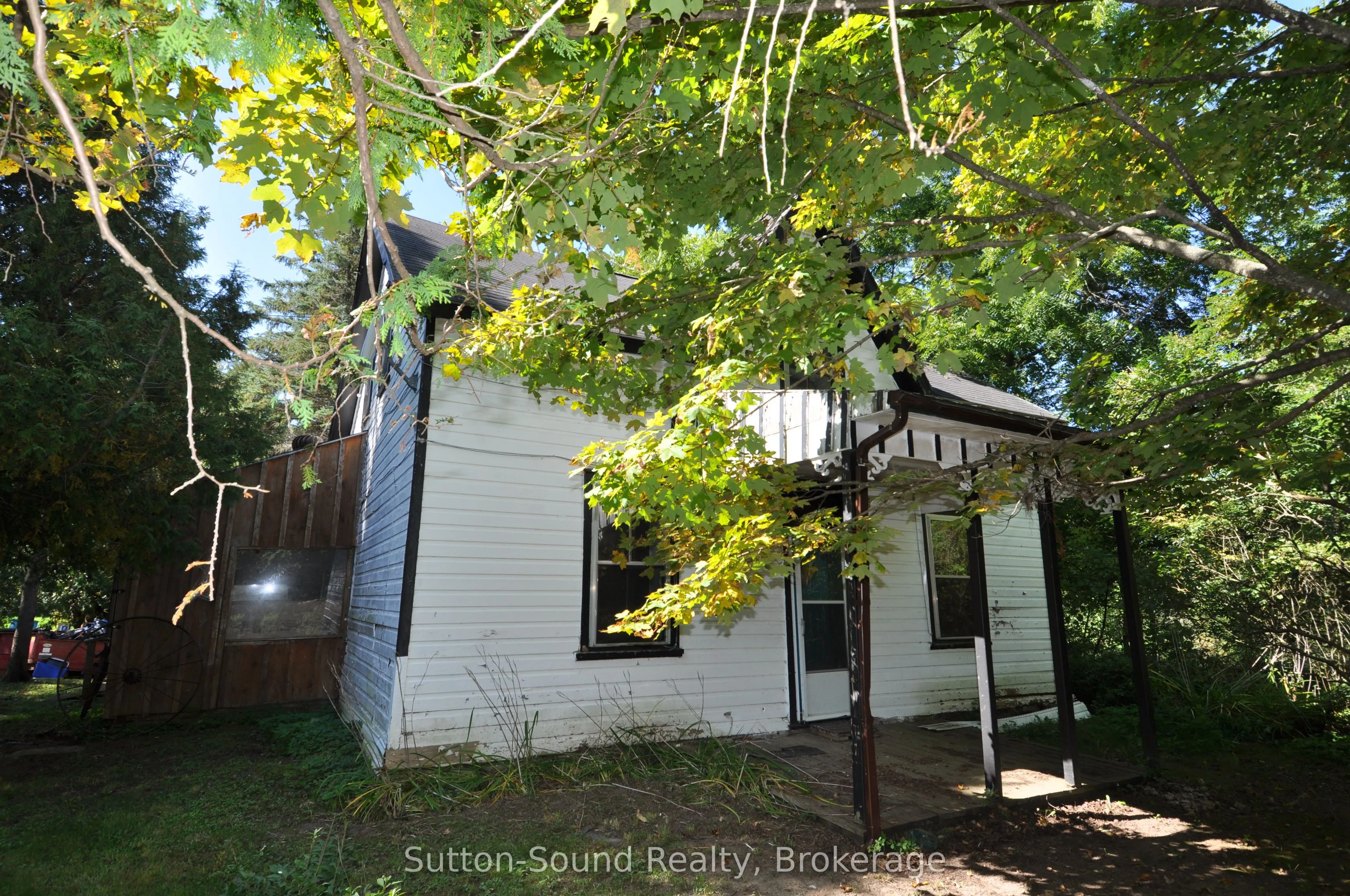 750816 Girl Guide Road