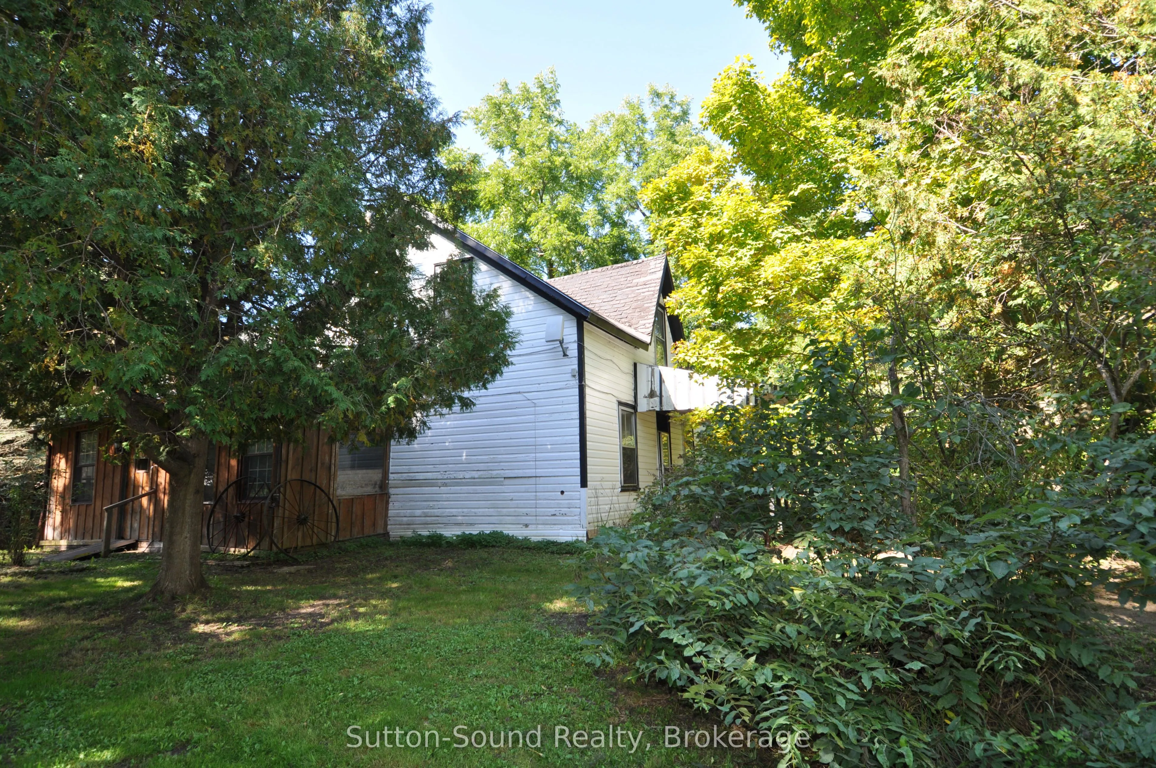750816 Girl Guide Road