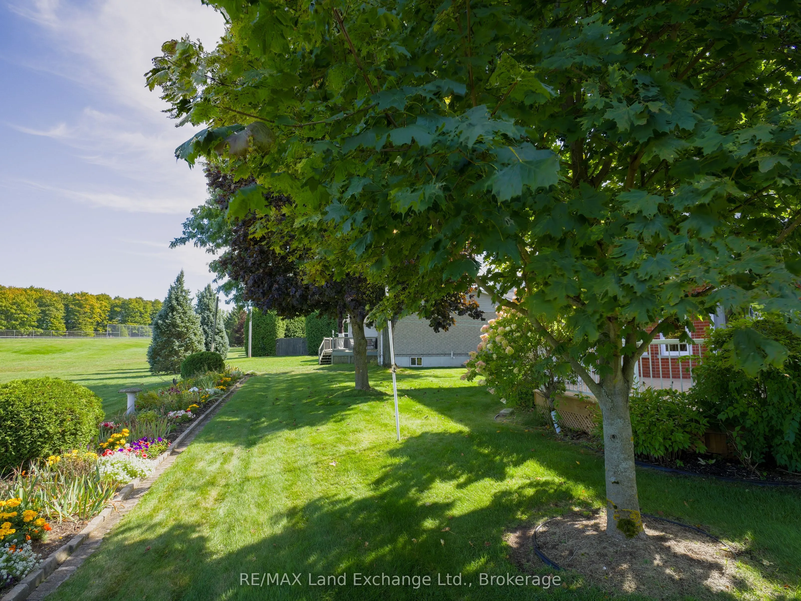 737 Louis Street
