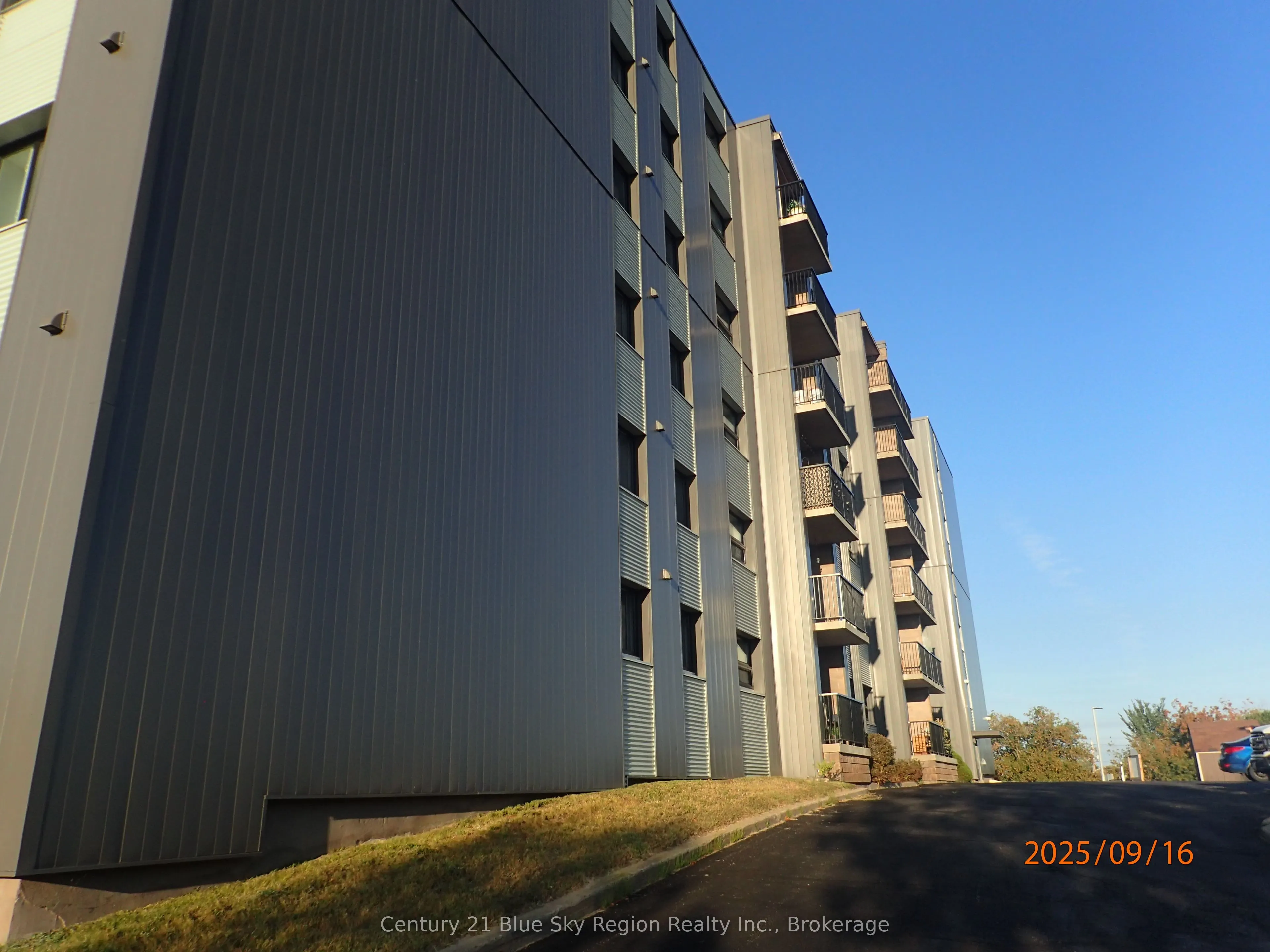 330 Sixth Avenue W, #109