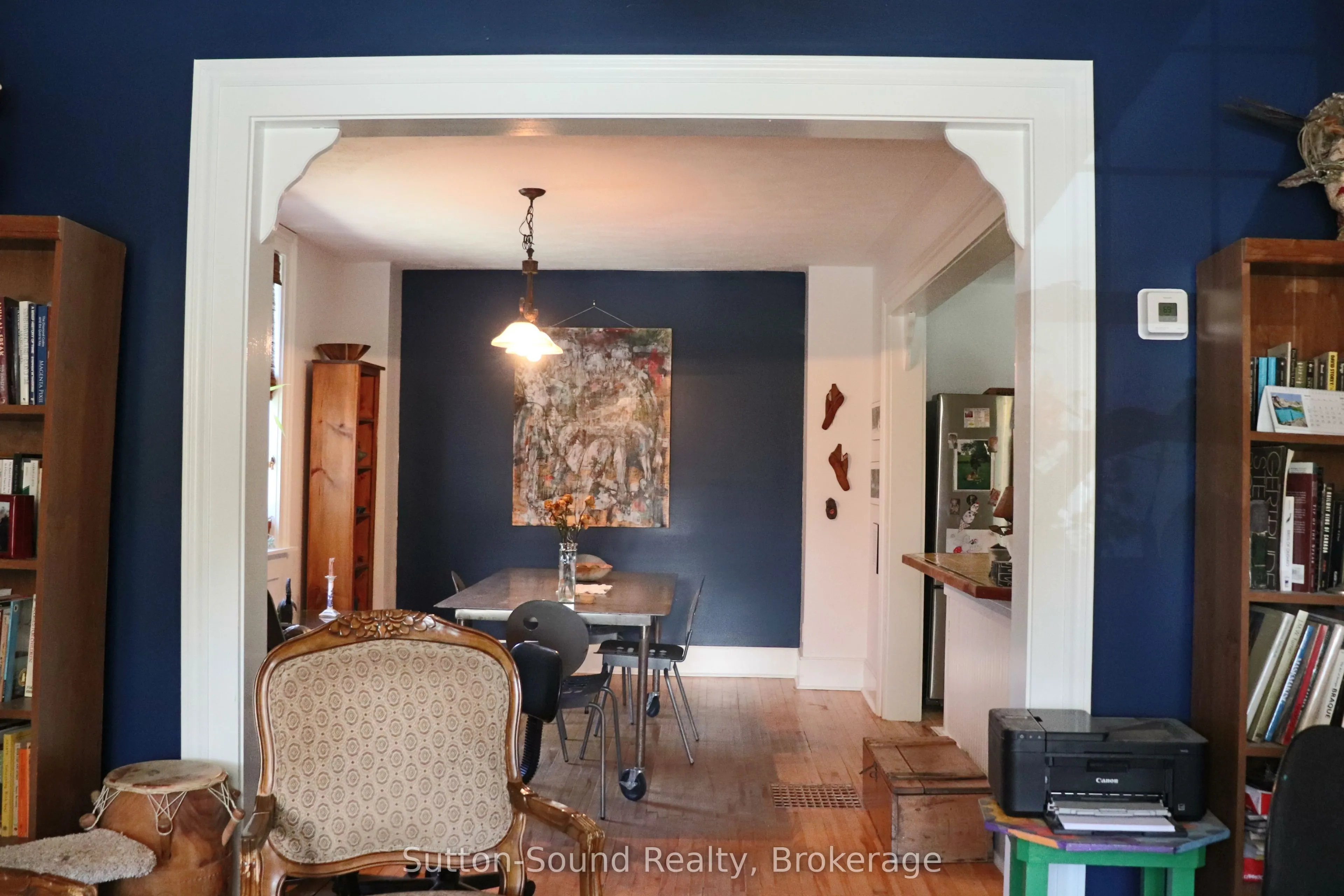 250 5th Street E