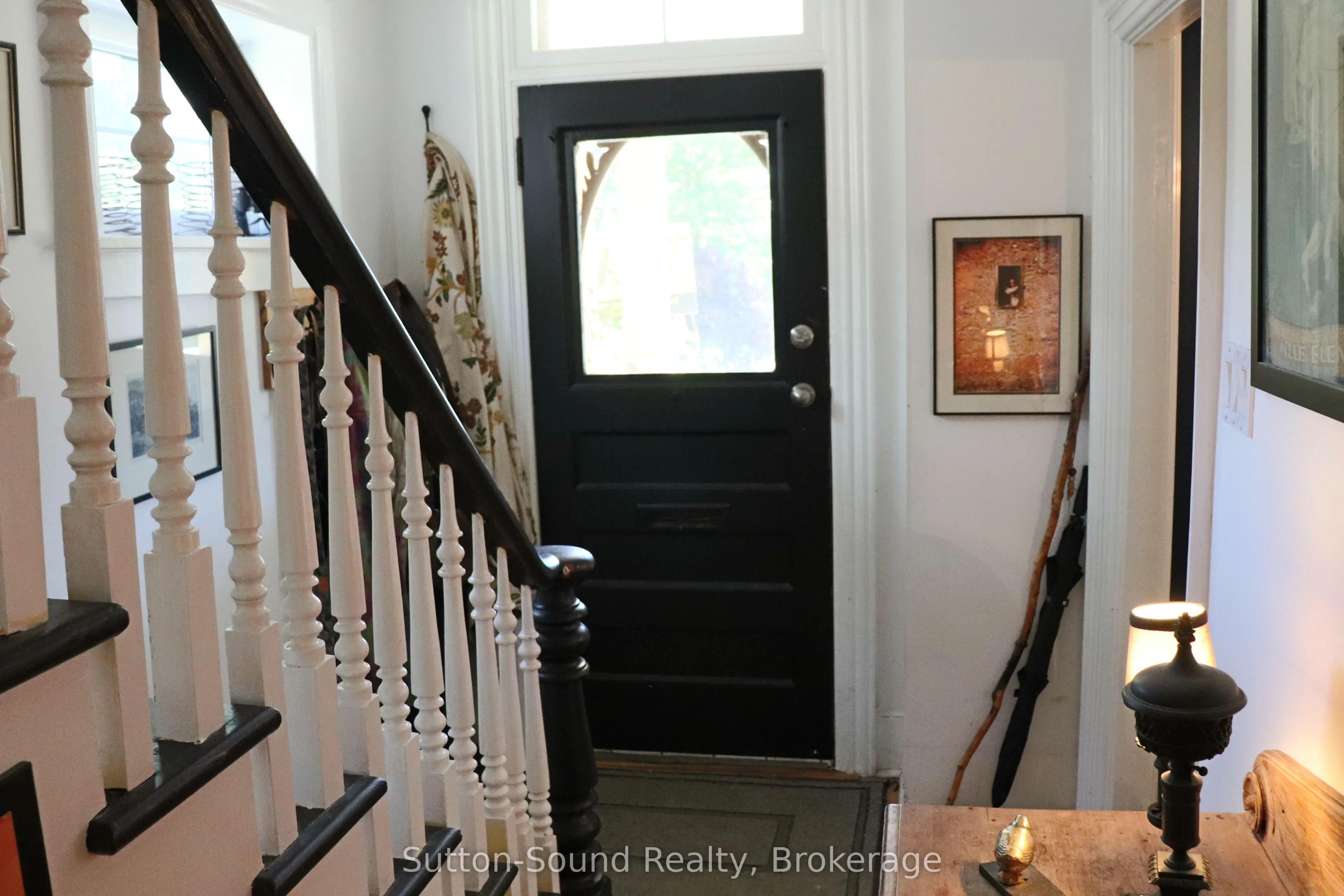 250 5th Street E