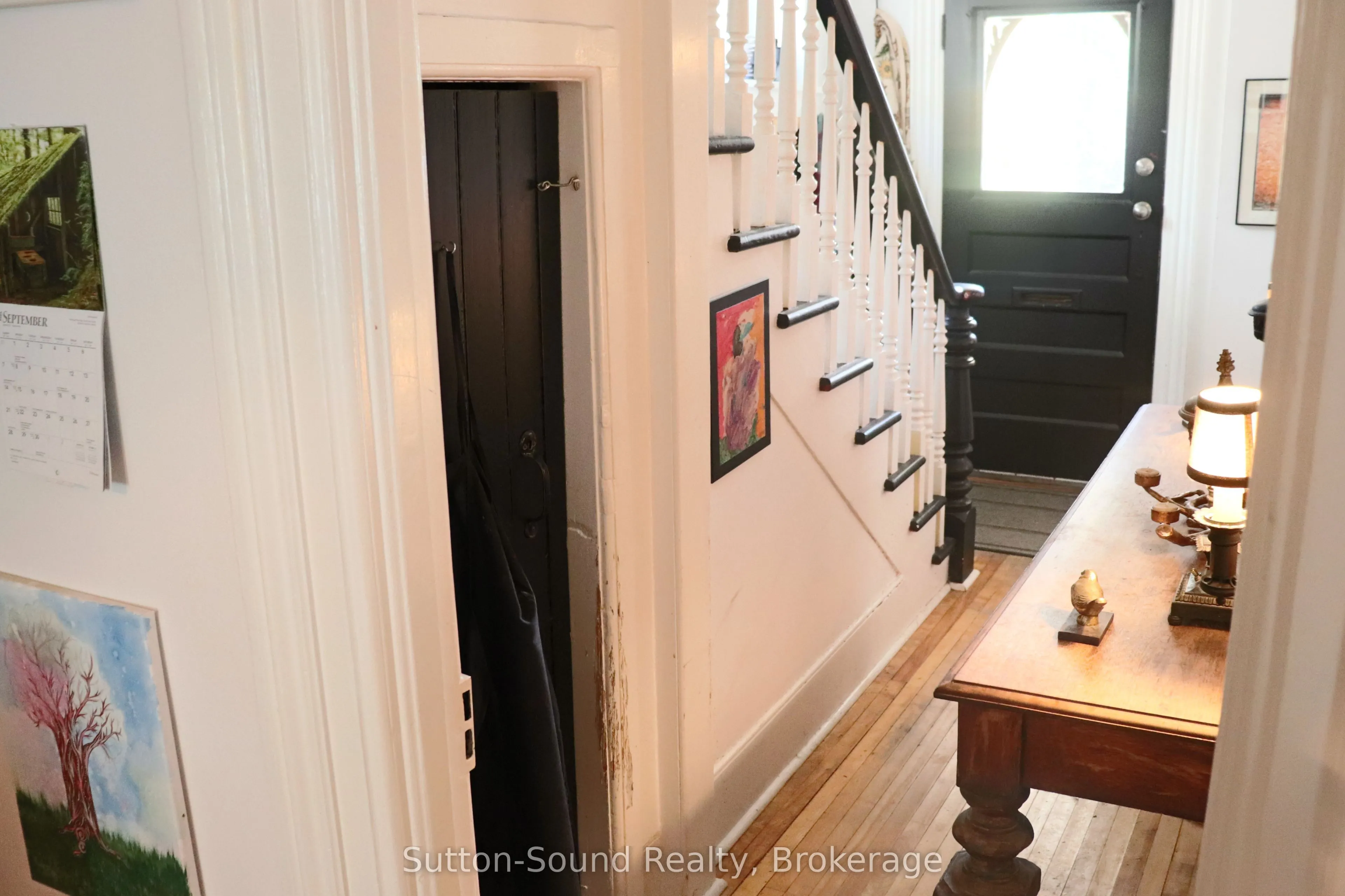 250 5th Street E