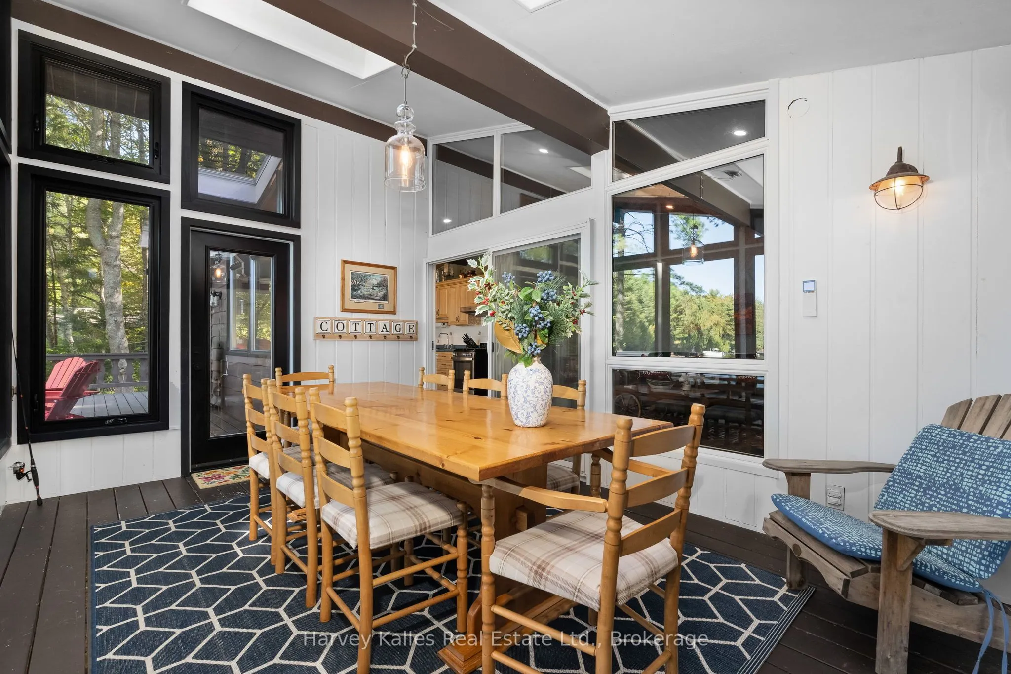 1003 Hollow Road