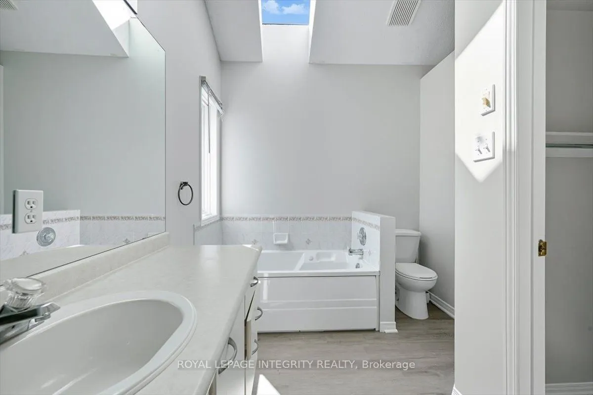 2949 Richmond Road, #4
