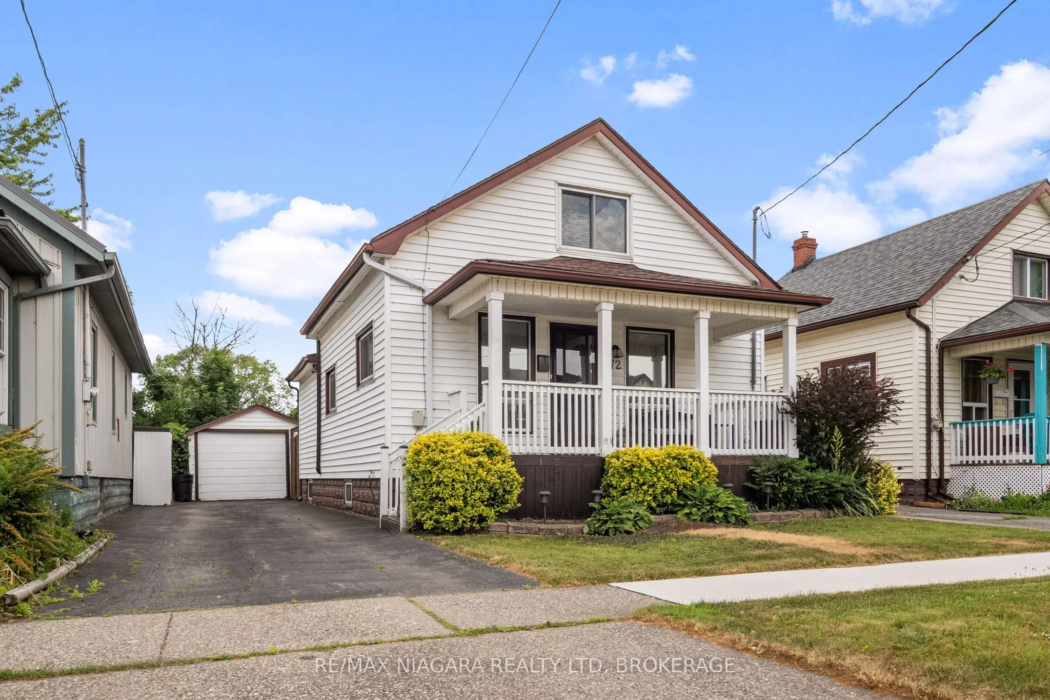 72 COZY Street