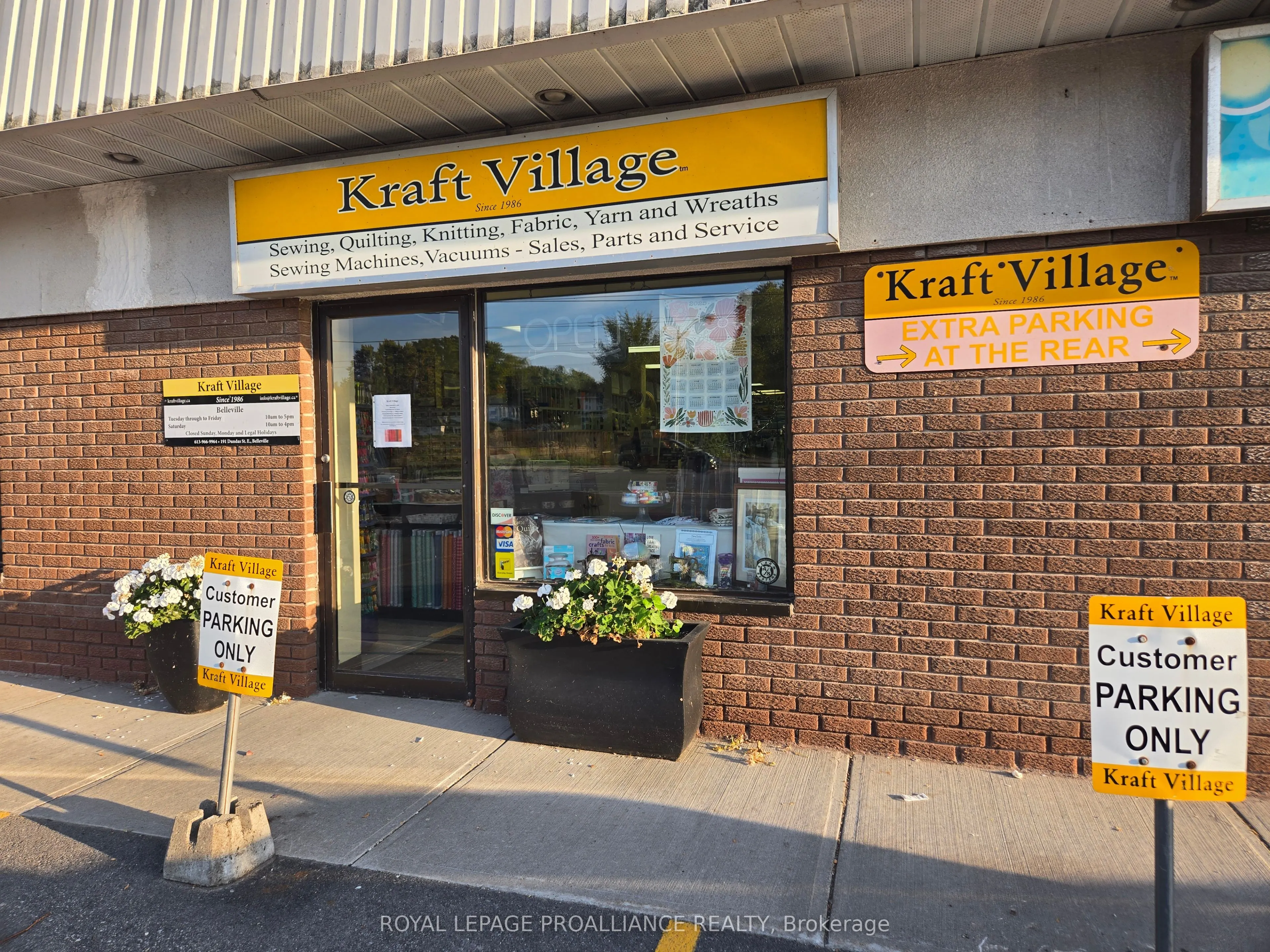 191 Dundas Street E, #2