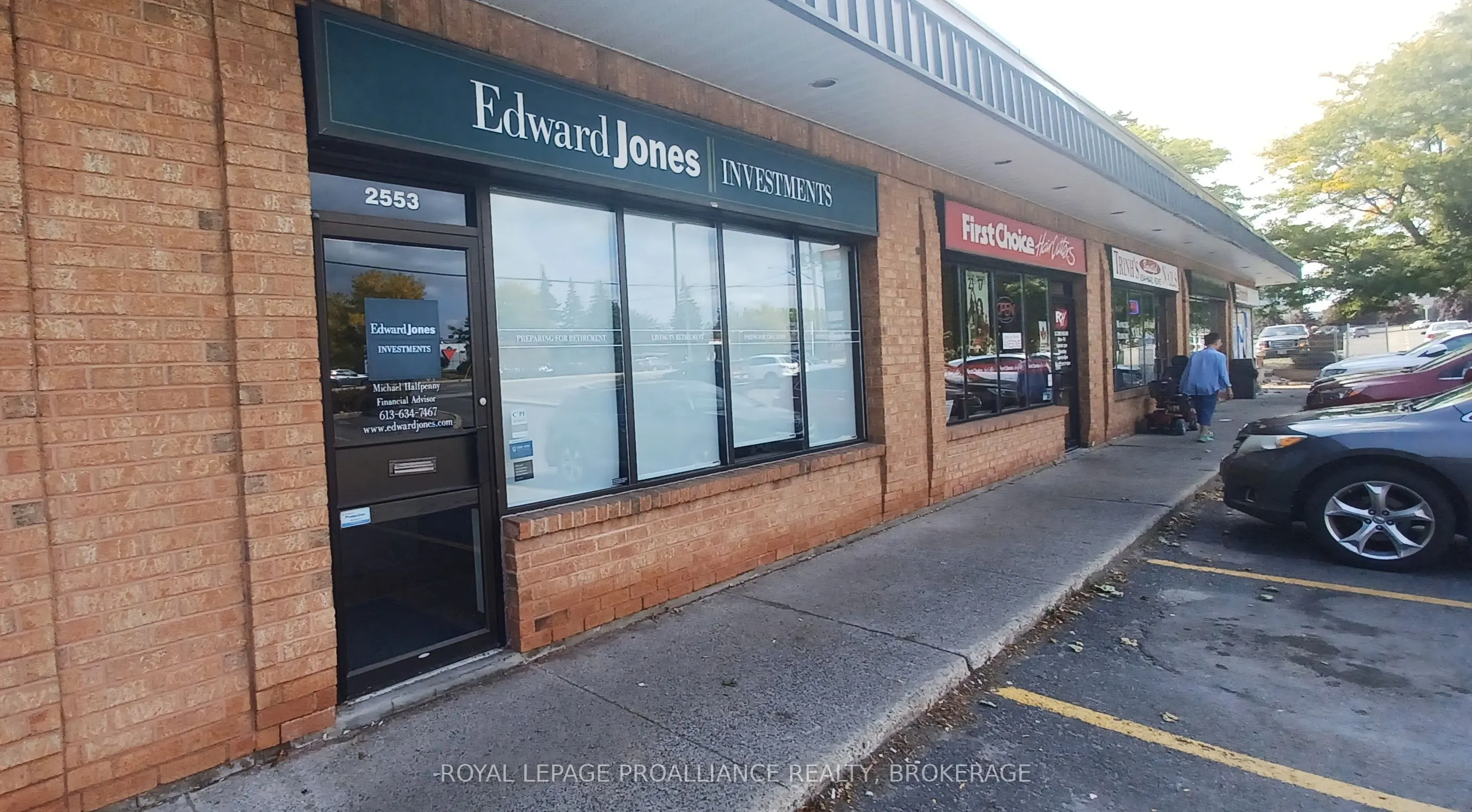 2553 Princess Street S