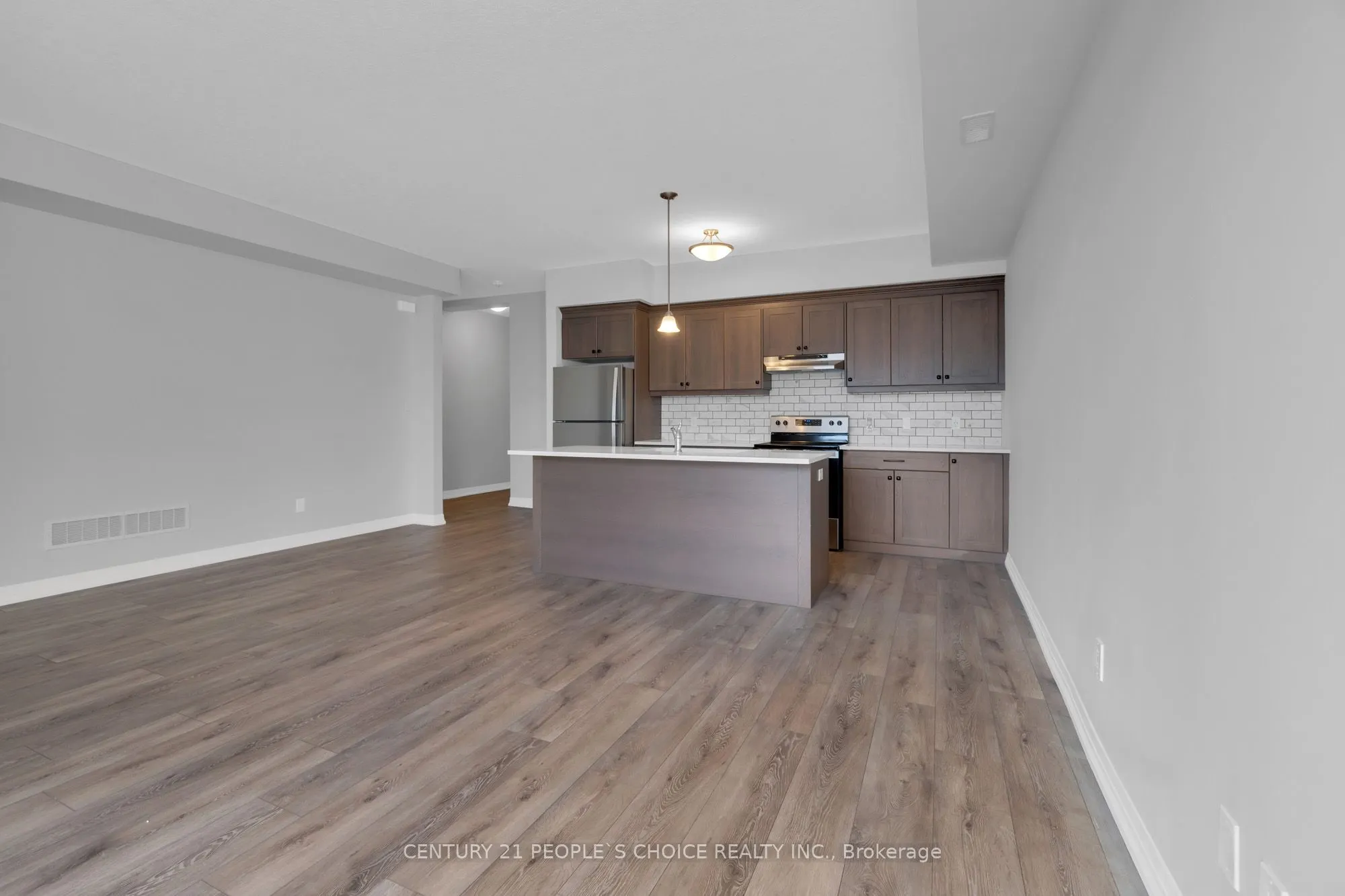261 Woodbine Avenue, #76