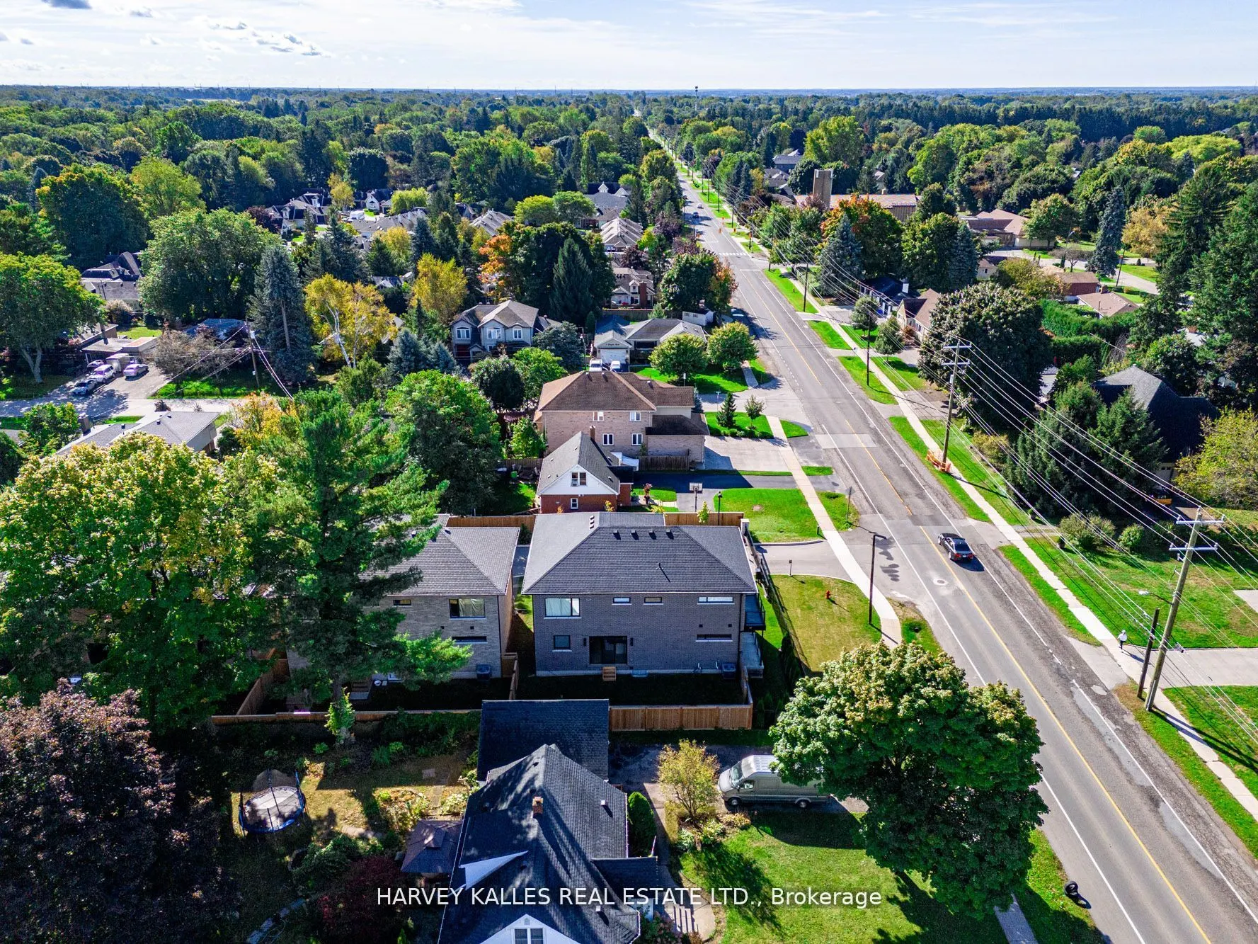 121 Fiddlers Green Road, #1